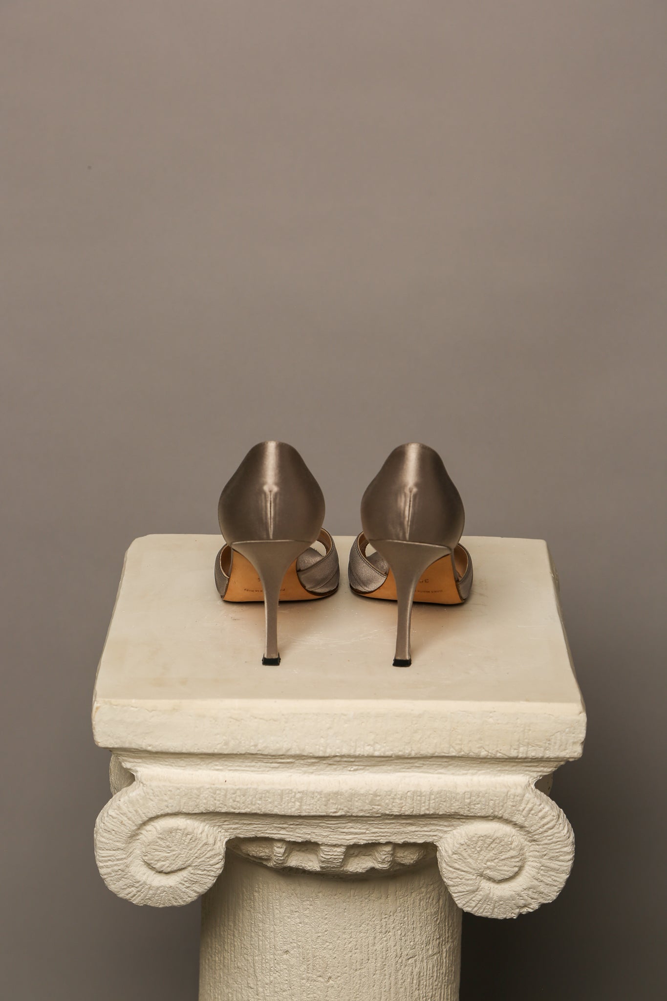 MANOLO BLAHNIK Silver Sandals