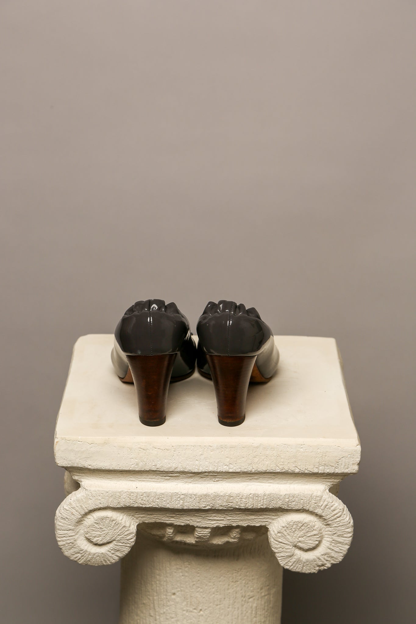 Rare CHLOE Pumps