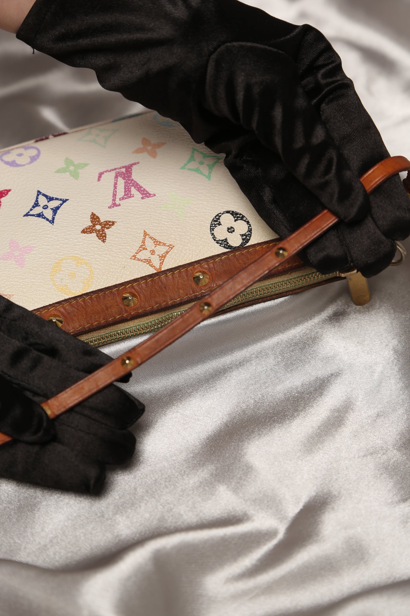 LOUIS VUITTON MURAKAMI Pochette