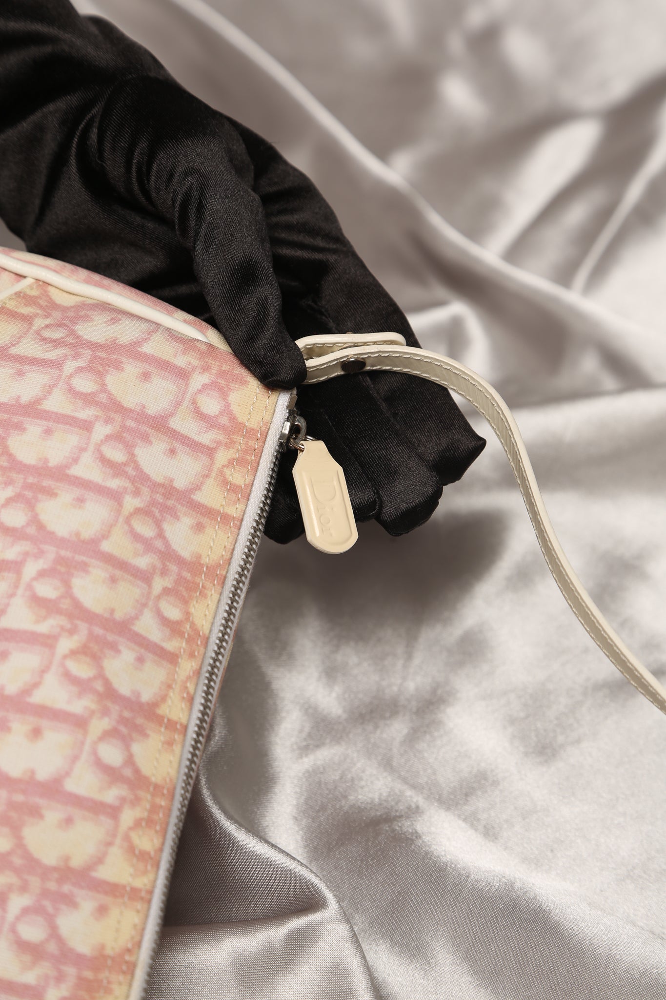 CHRISTIAN DIOR Pink Trotter Saddle Pochette