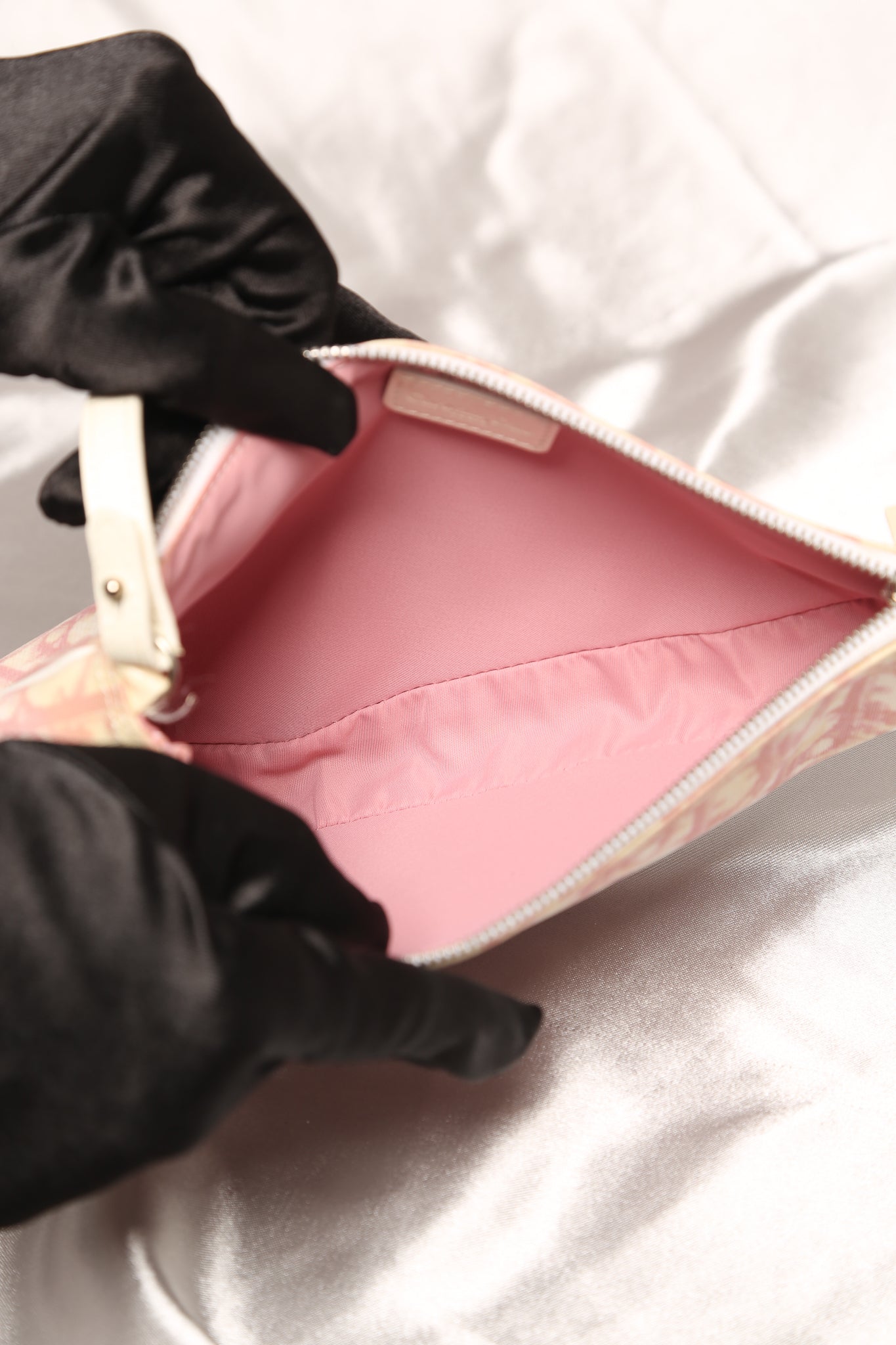 CHRISTIAN DIOR Pink Trotter Saddle Pochette