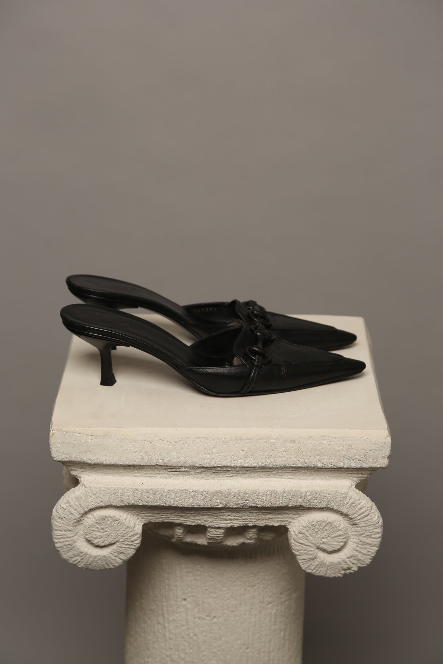 GUCCI Mules Black