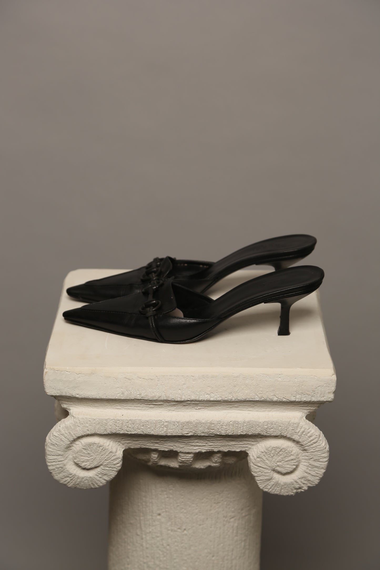 GUCCI Mules Black