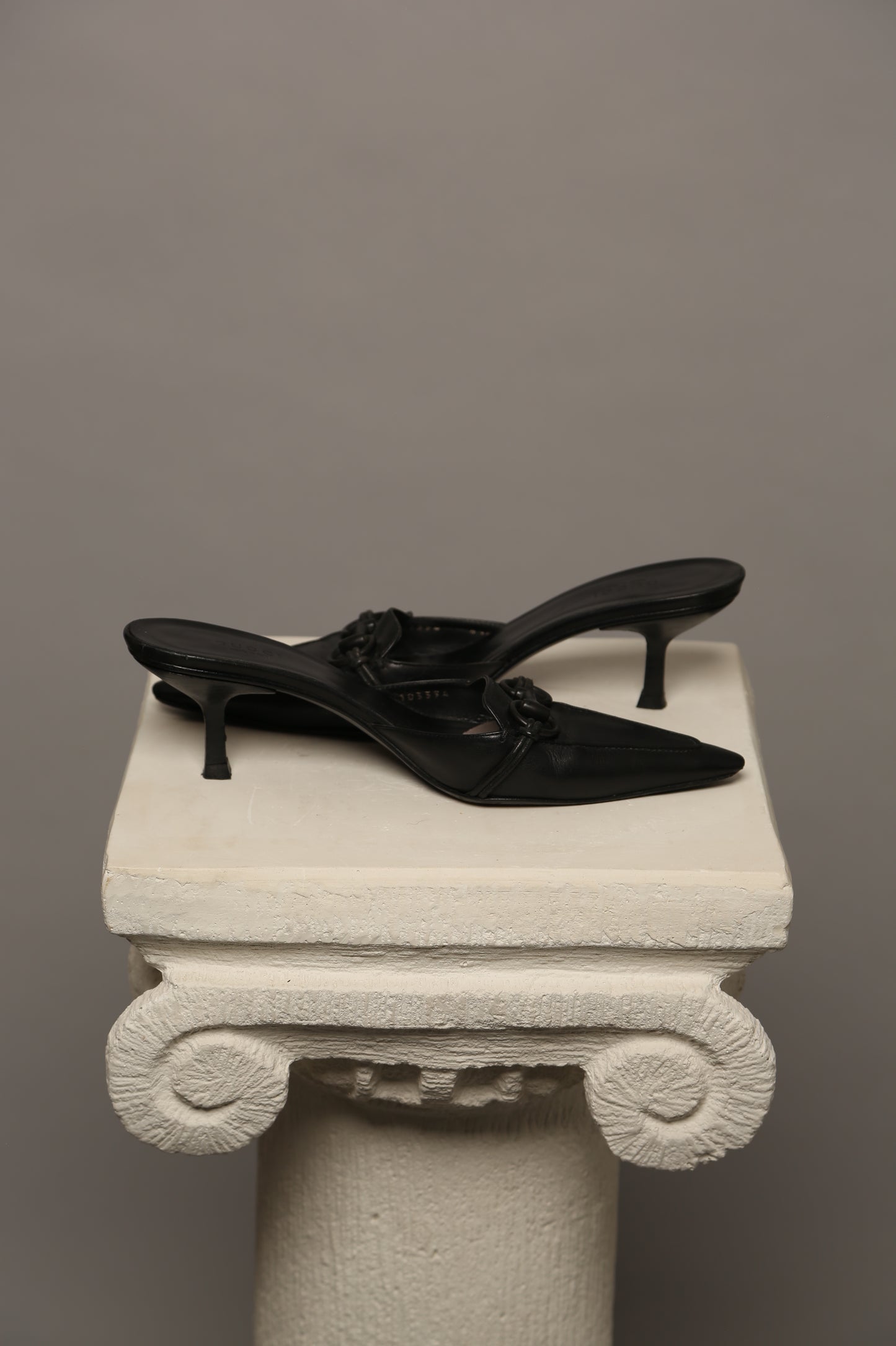 GUCCI Mules Black