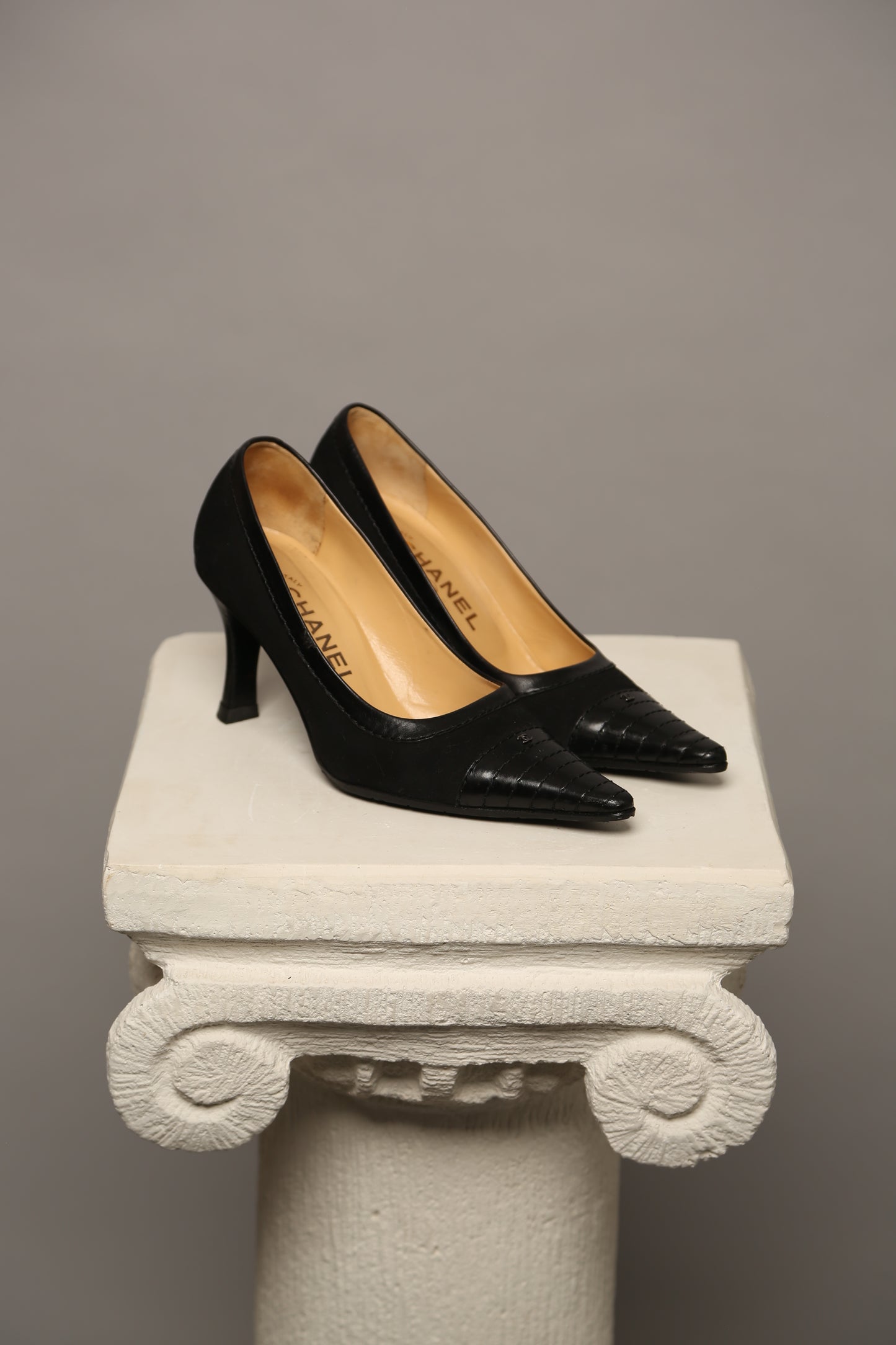 CHANEL Suede Heels