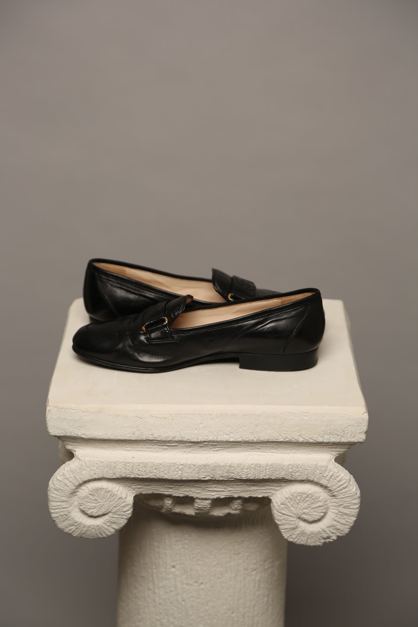 CHANEL CC Loafer