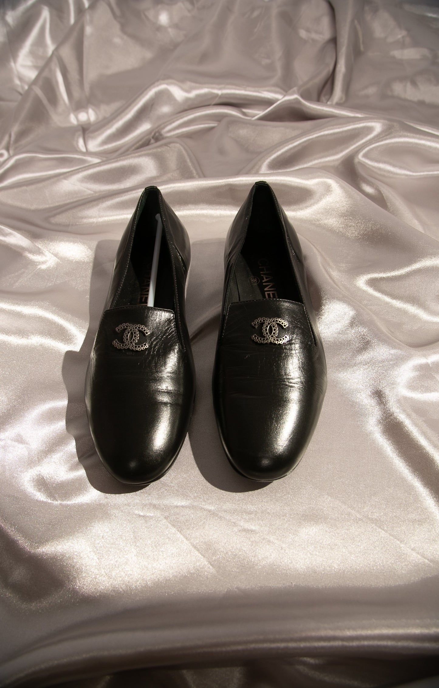 CHANEL Loafer