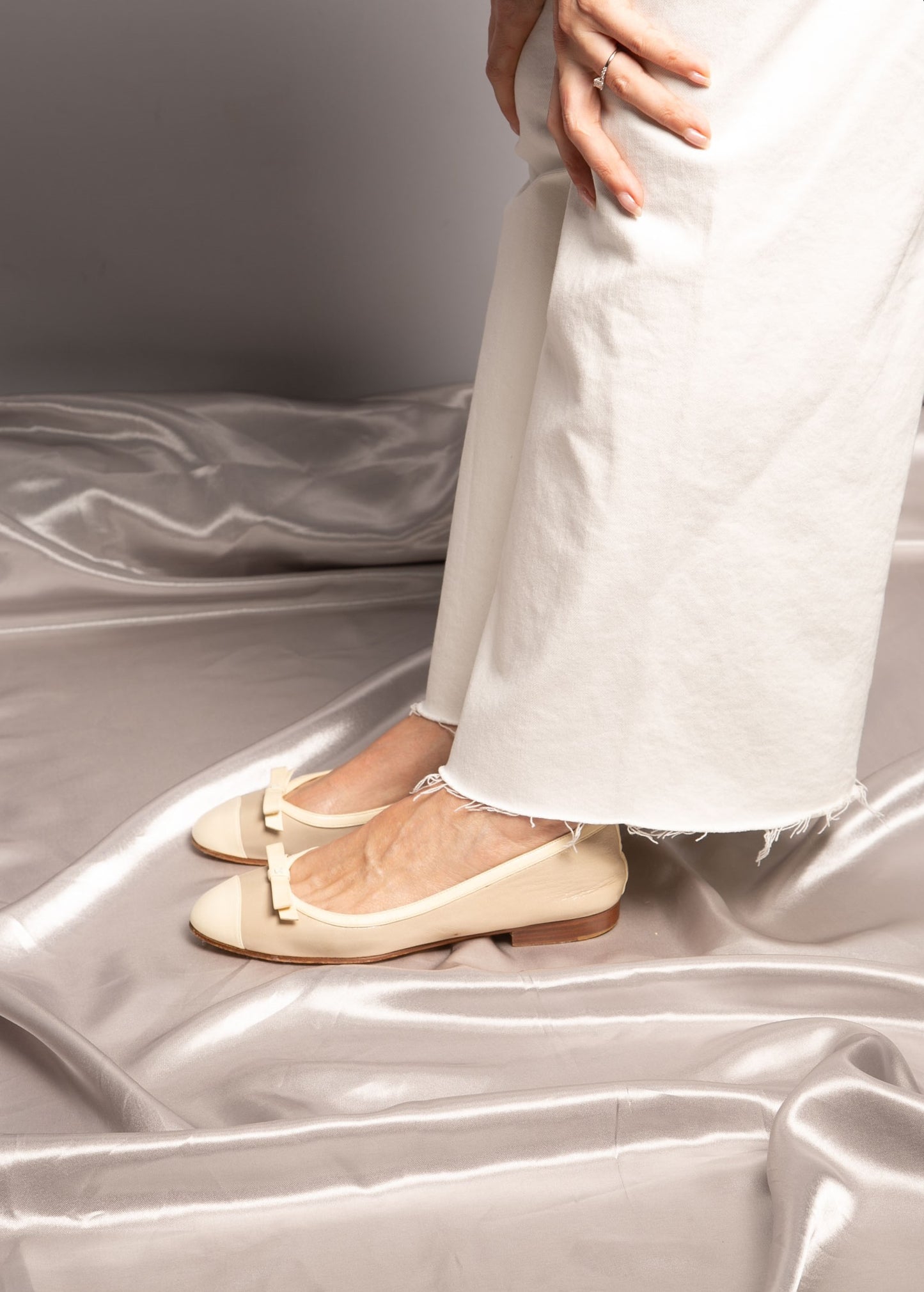 Extremely Rare CHANEL Beige Ballet Flats