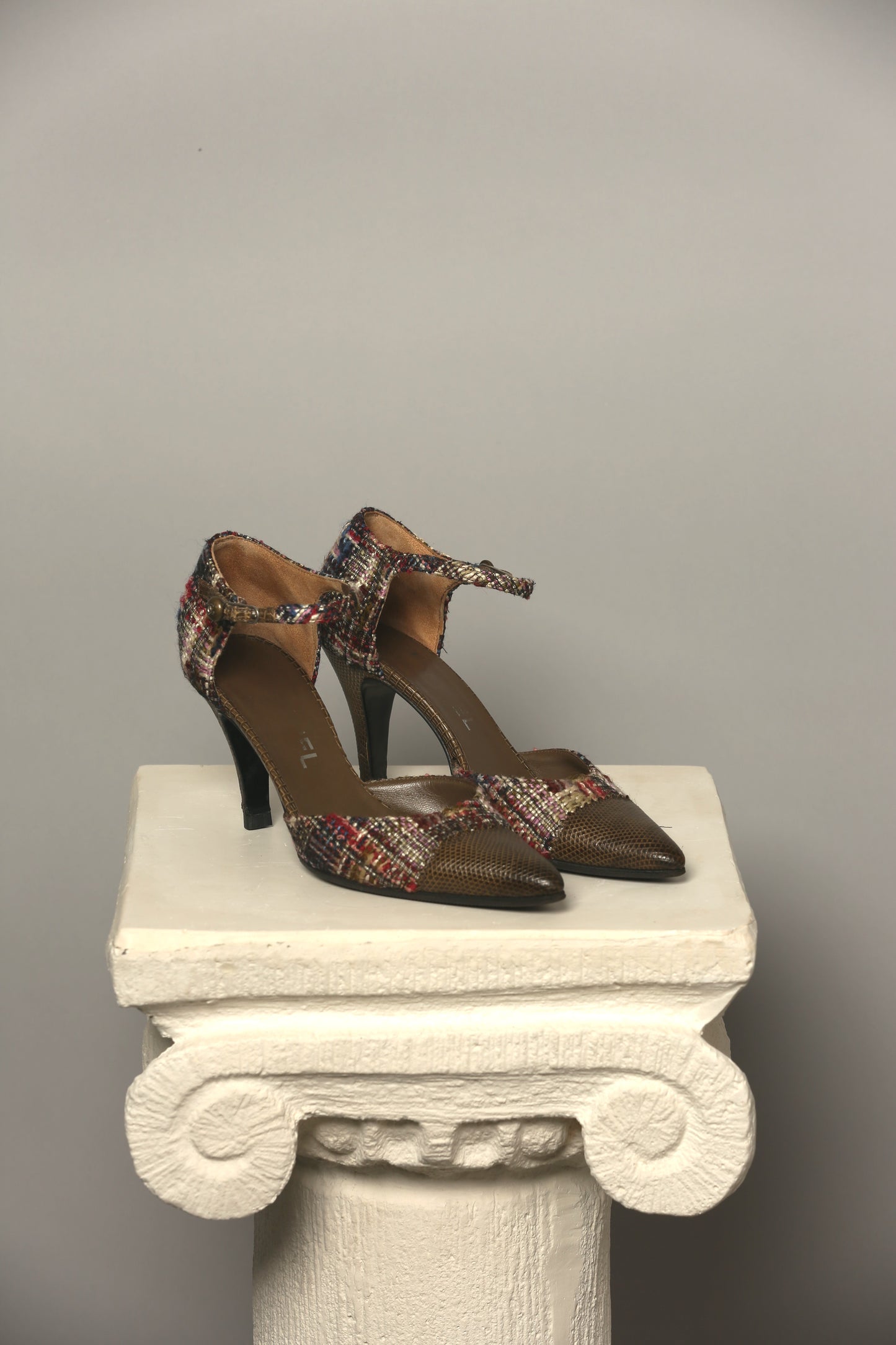 Extremely Rare CHANEL Tweed Heels