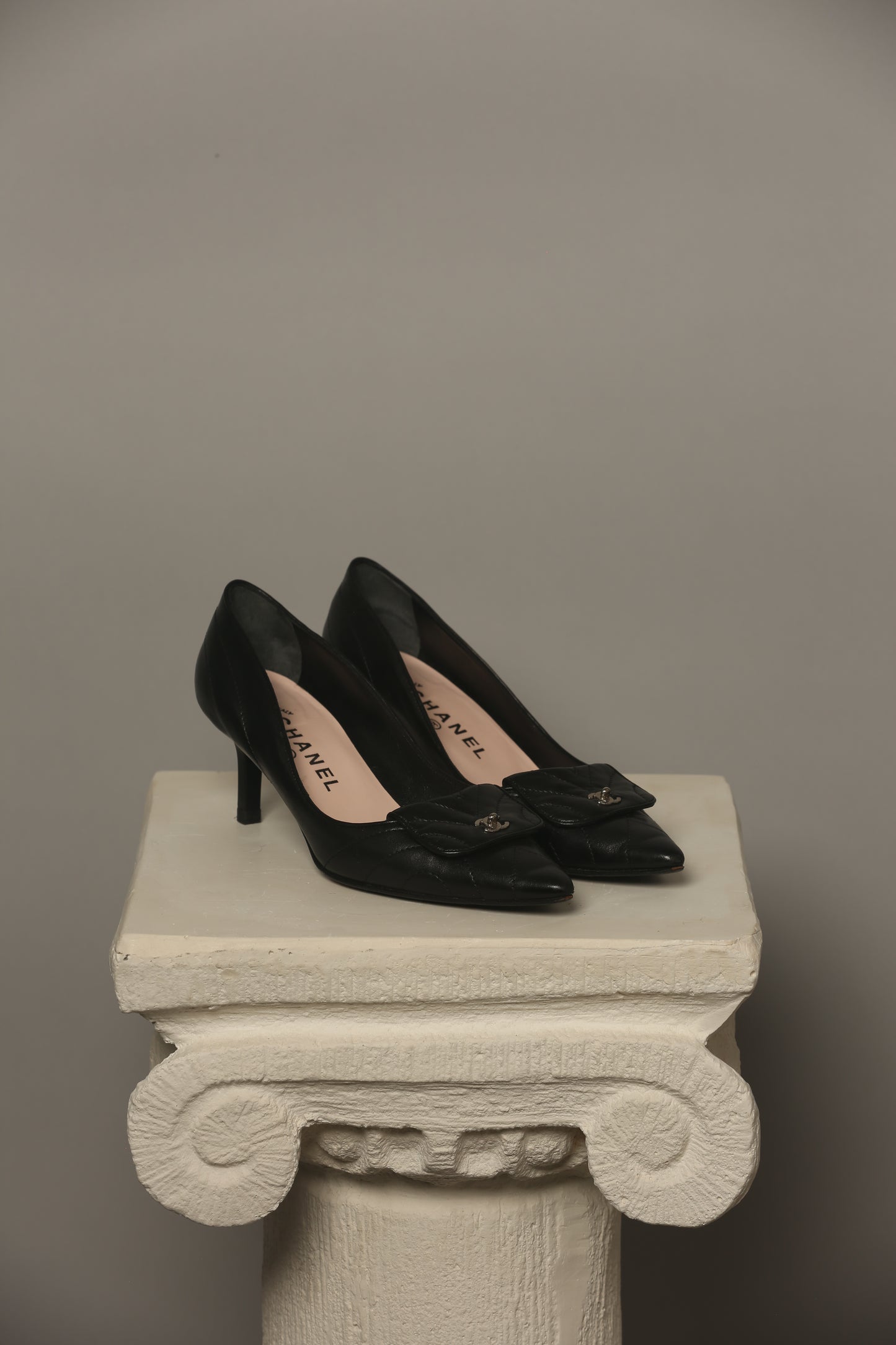 Extremely Rare CHANEL Heels