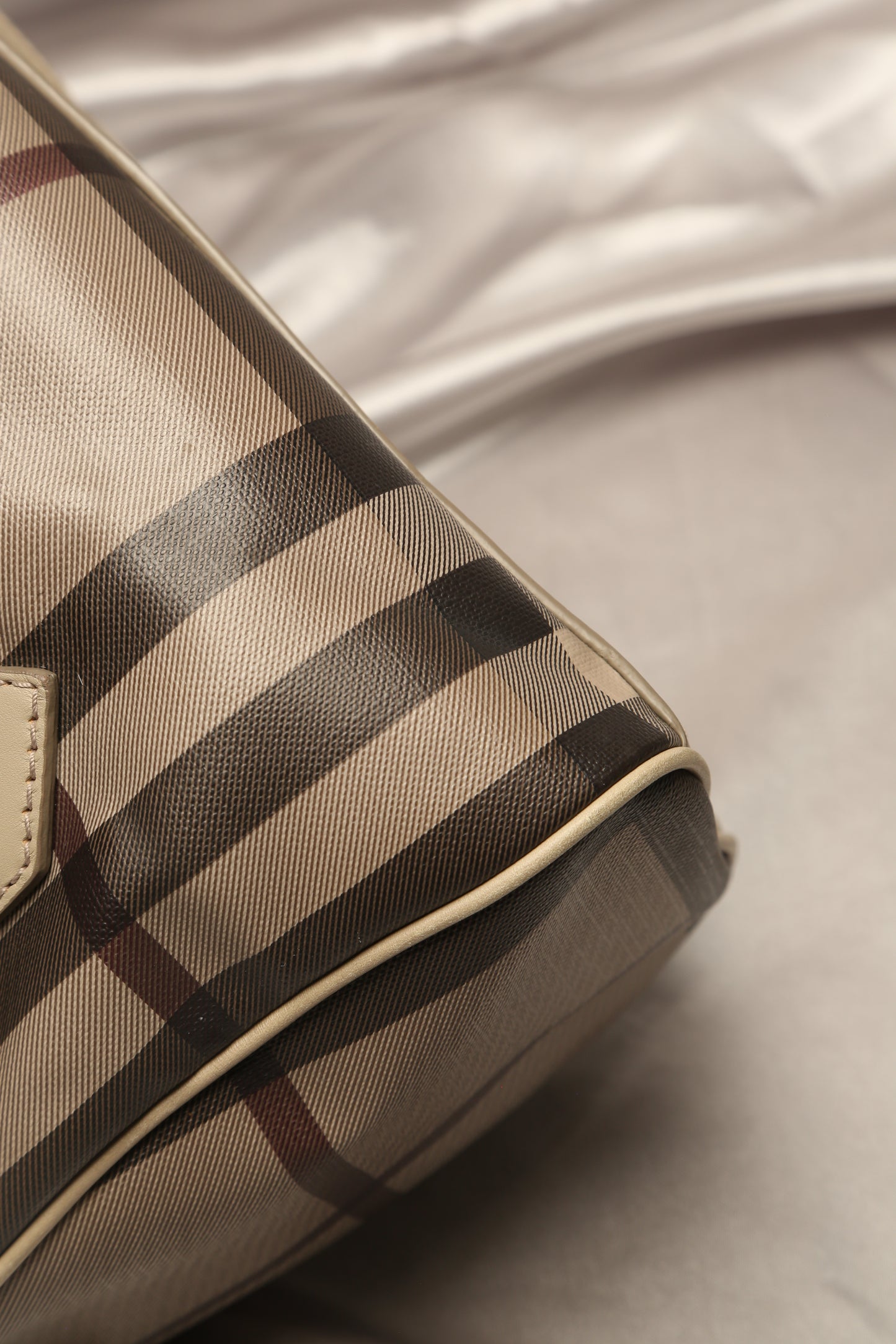 BURBERRY Boston Bag