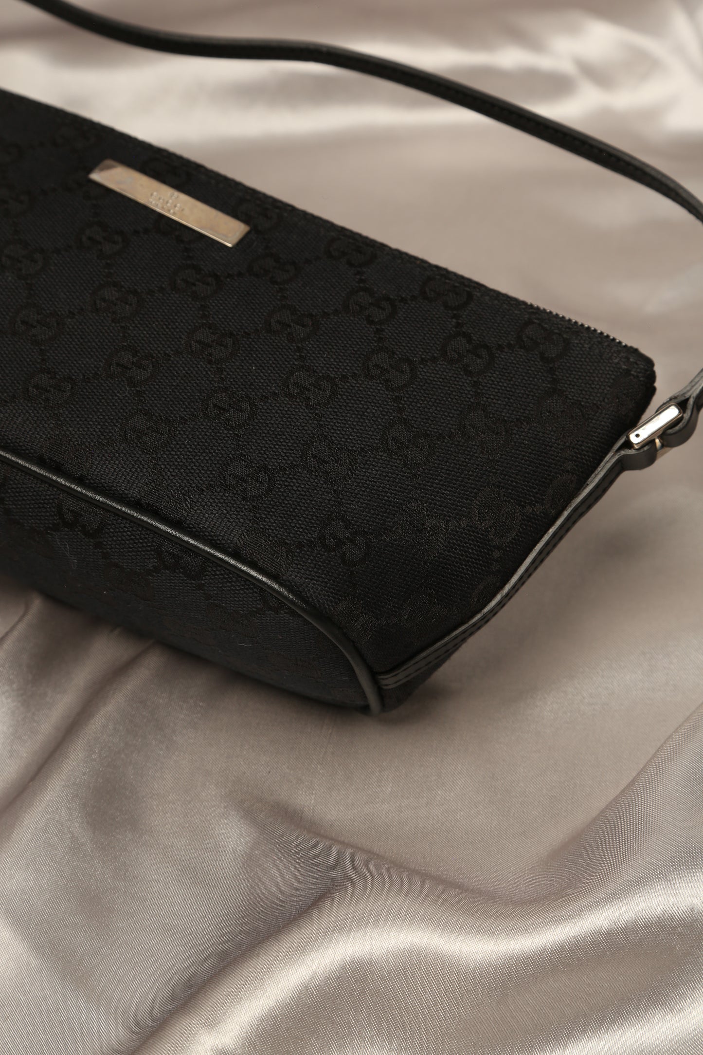 GUCCI Black Boat Bag