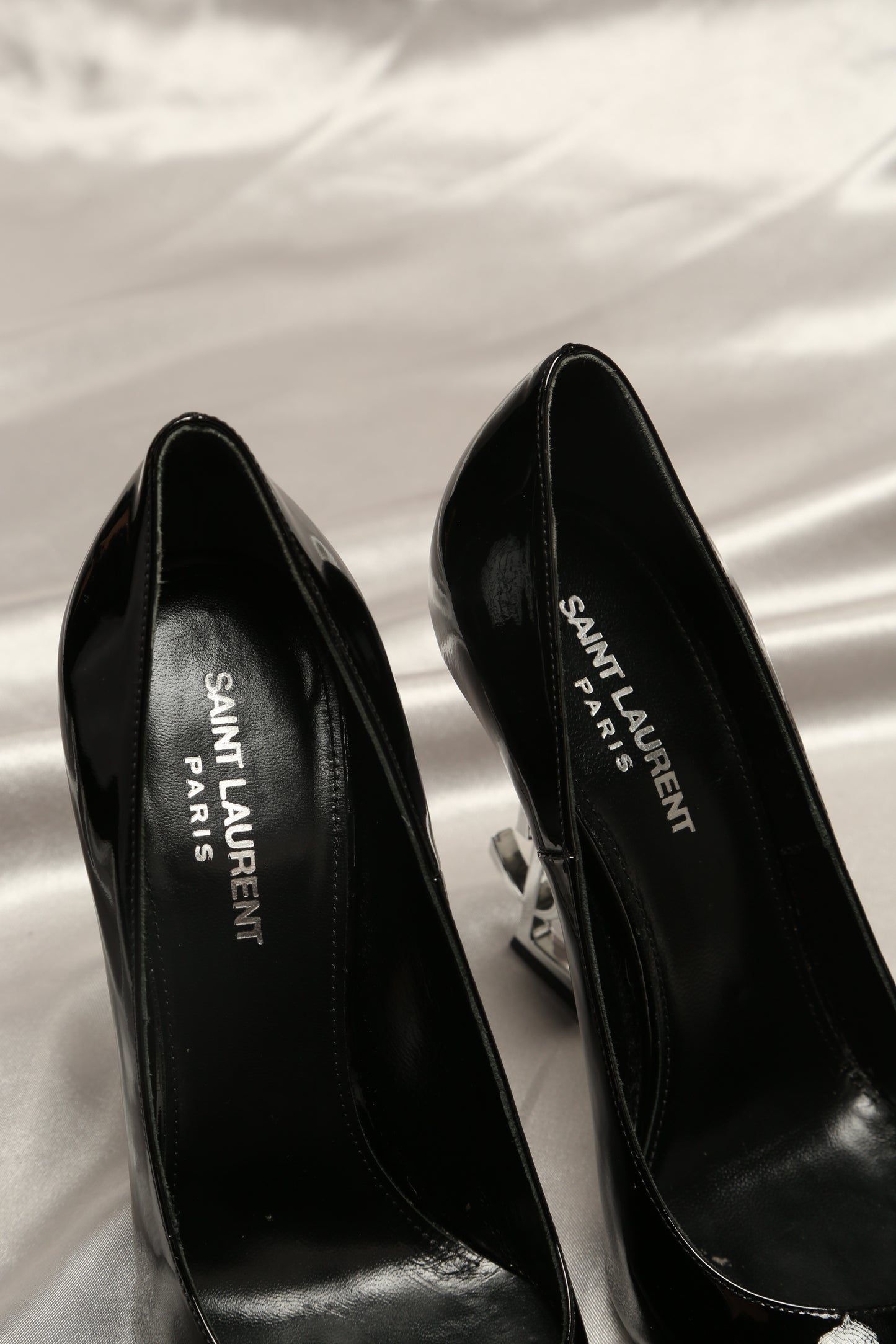 SAINT LAURENT Opyum patent leather pumps