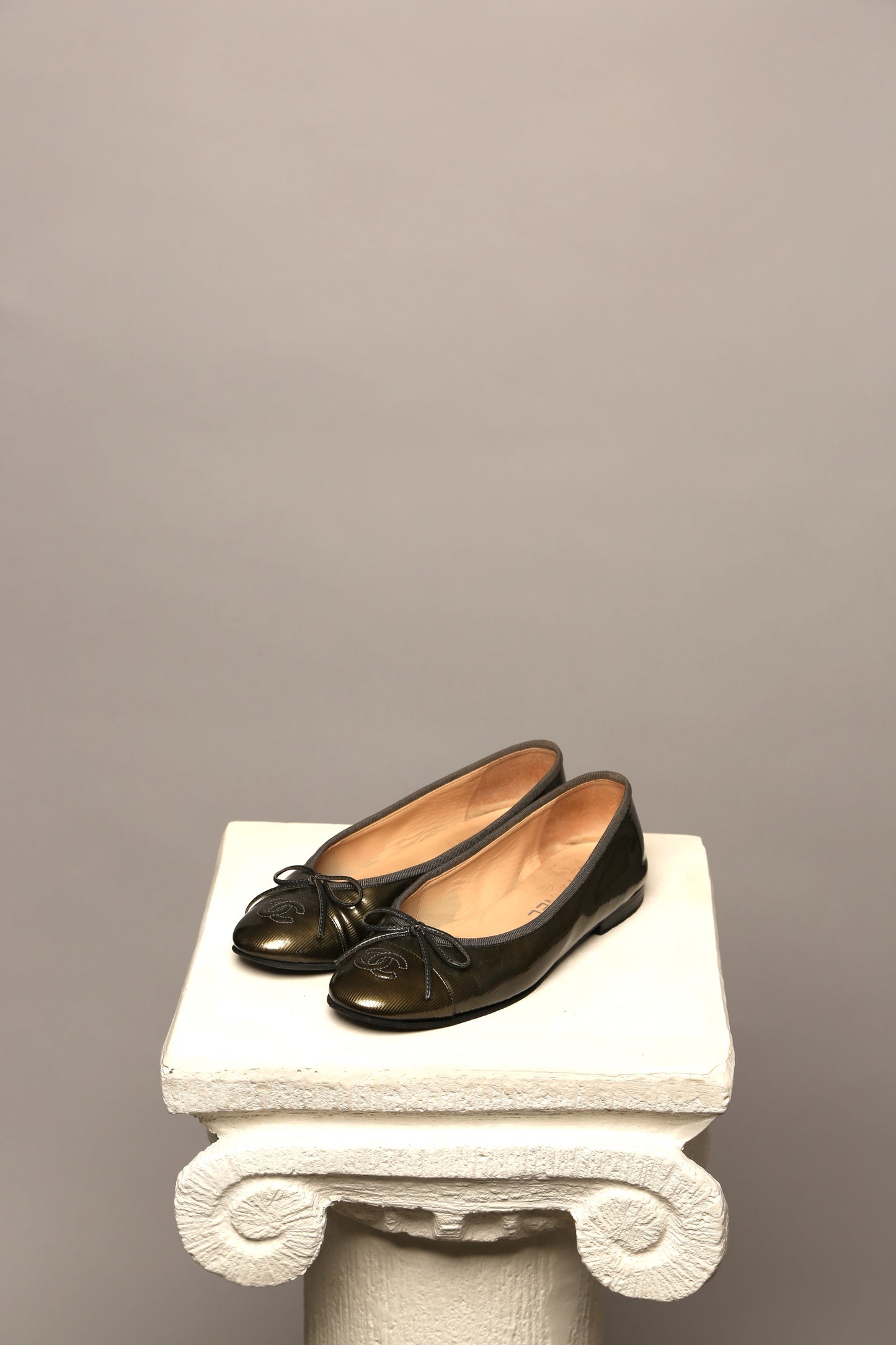 Extremely Rare CHANEL Ballet Flats