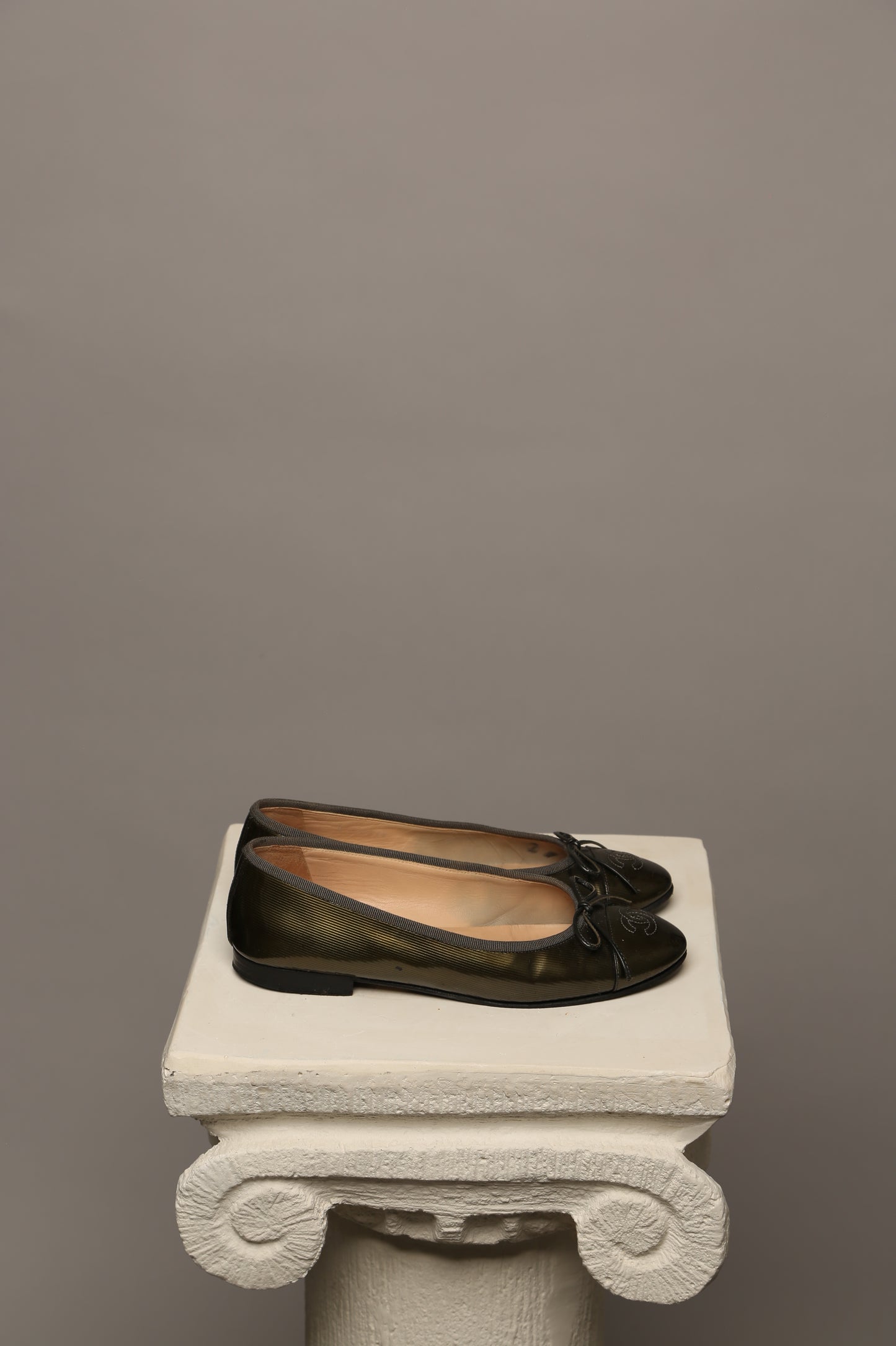 Extremely Rare CHANEL Ballet Flats