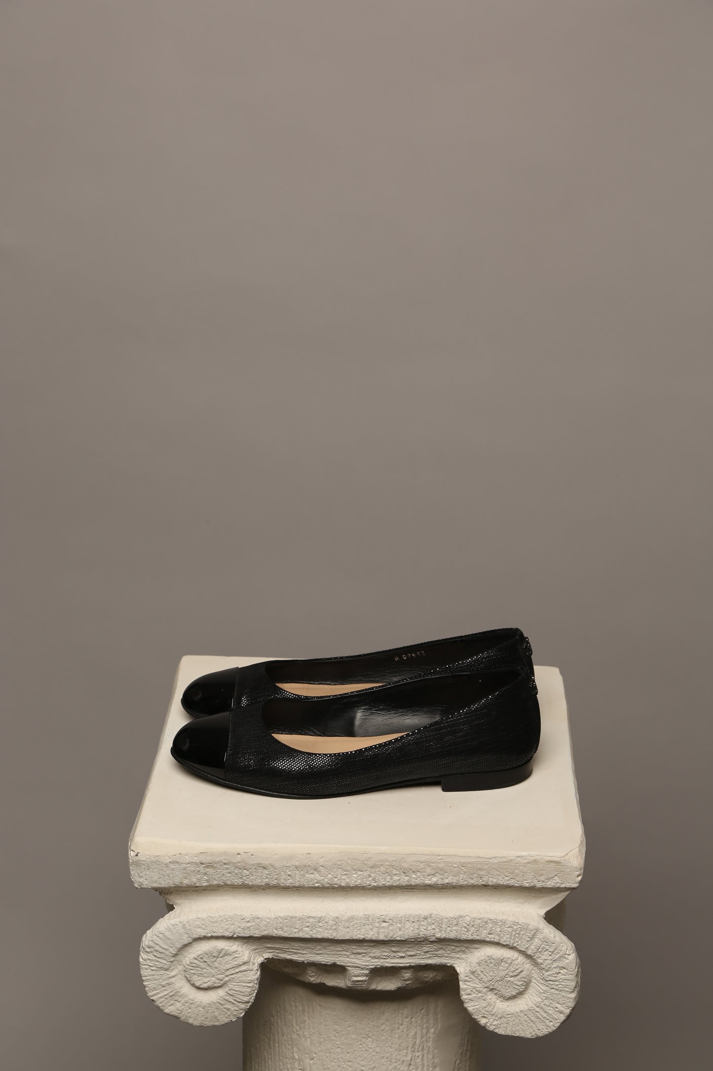 Extremely Rare CHANEL Ballet Flats
