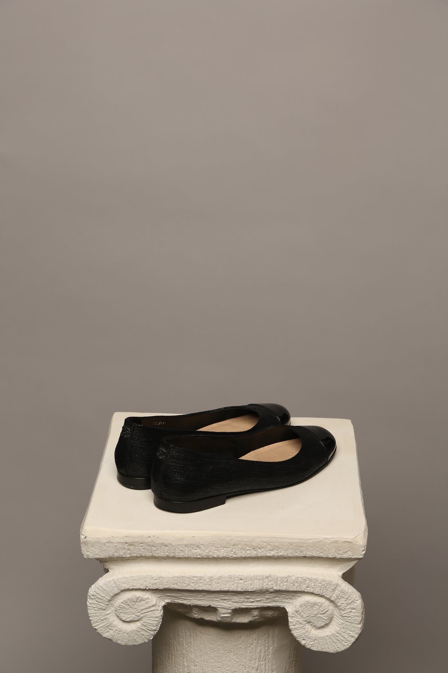 Extremely Rare CHANEL Ballet Flats