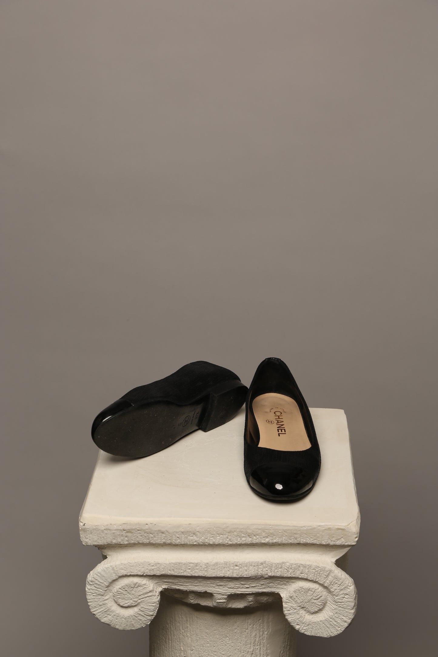 Extremely Rare CHANEL Ballet Flats