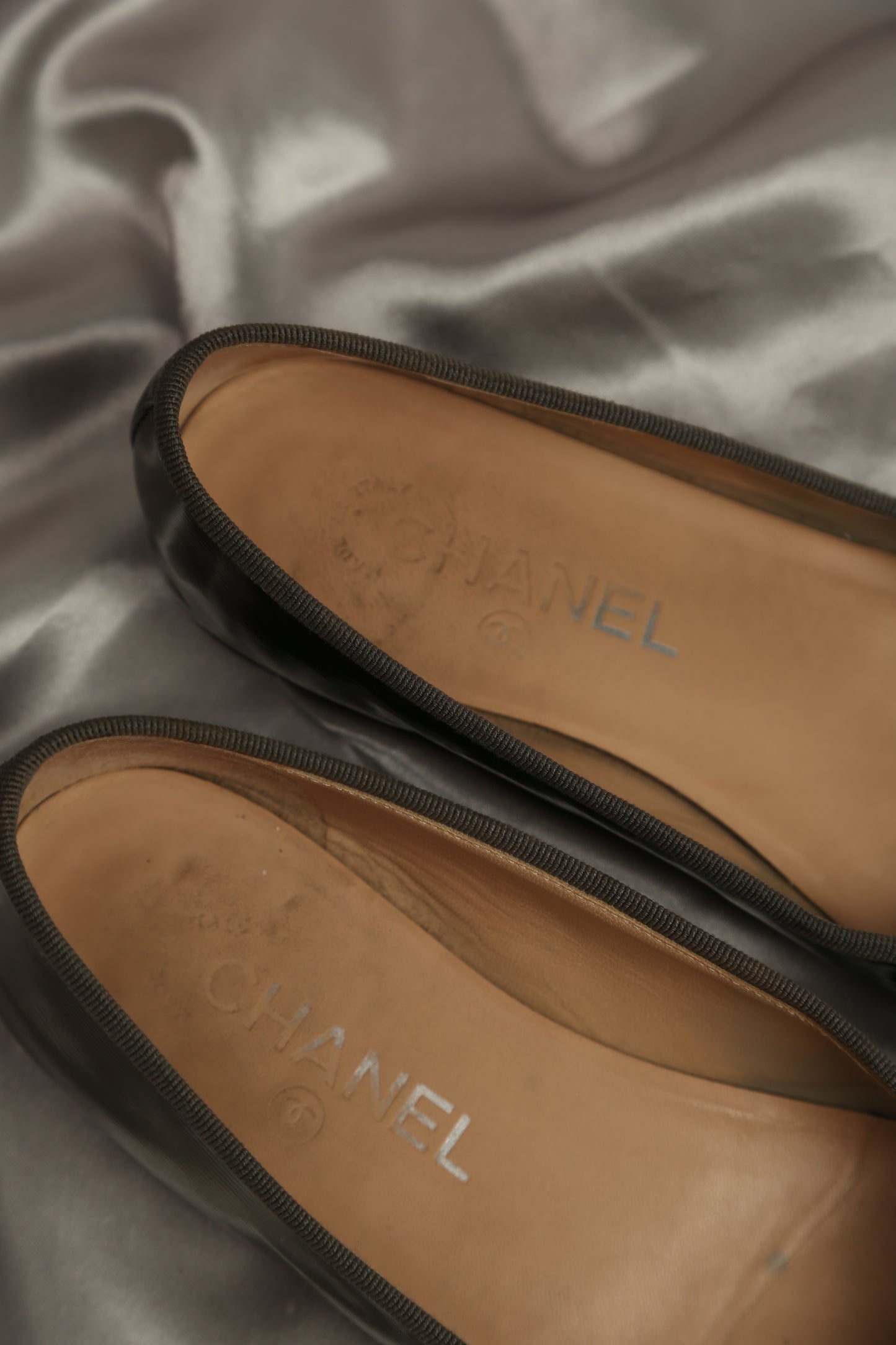 Extremely Rare CHANEL Ballet Flats