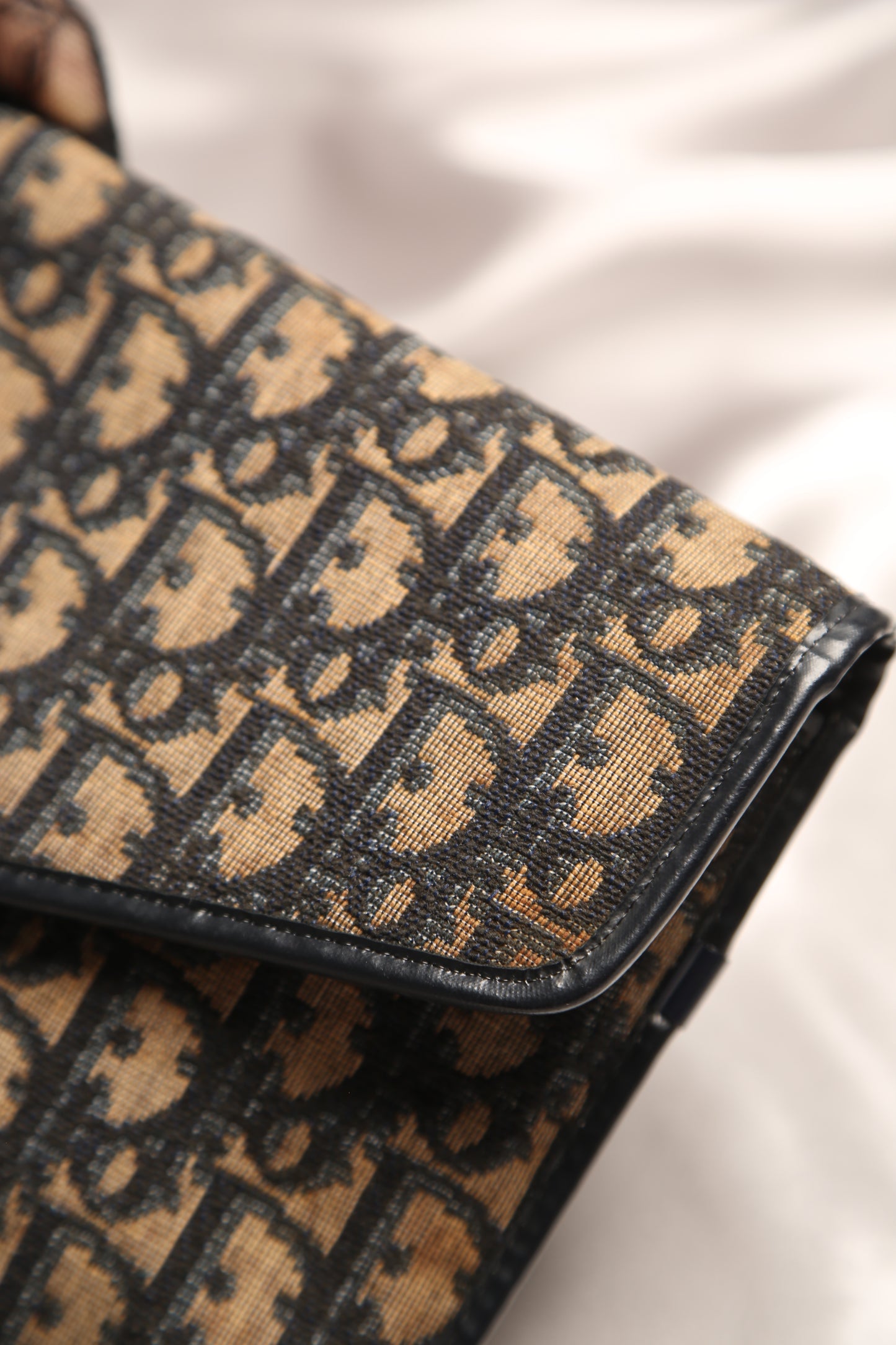 CHRISTIAN DIOR Trotter Clutch