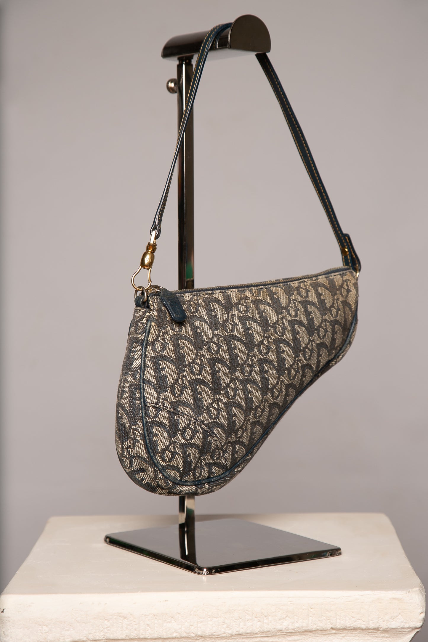 CHRISTIAN DIOR Trotter Blue Saddle Pochette