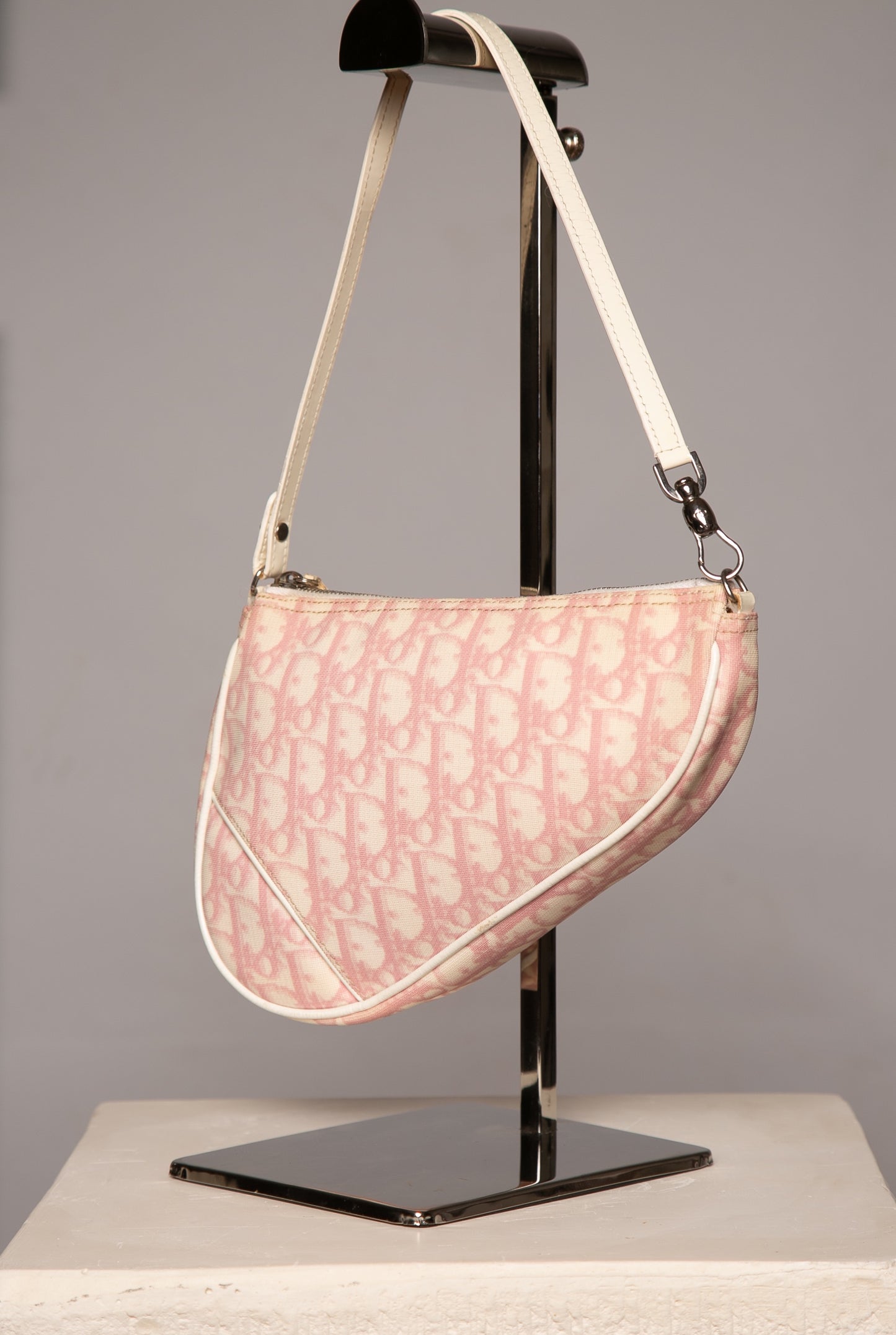 CHRISTIAN DIOR Pink Trotter Saddle Pochette