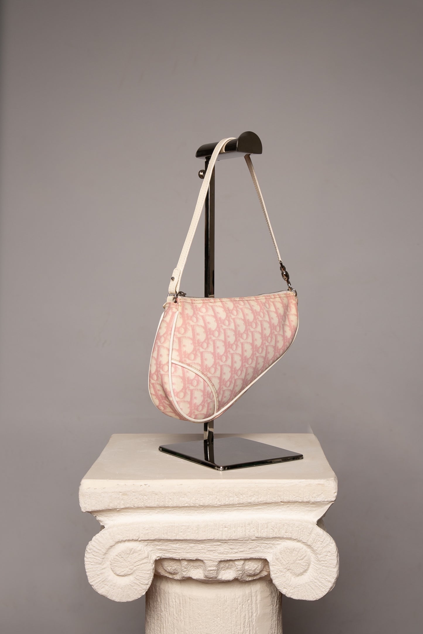 CHRISTIAN DIOR Pink Trotter Saddle Pochette