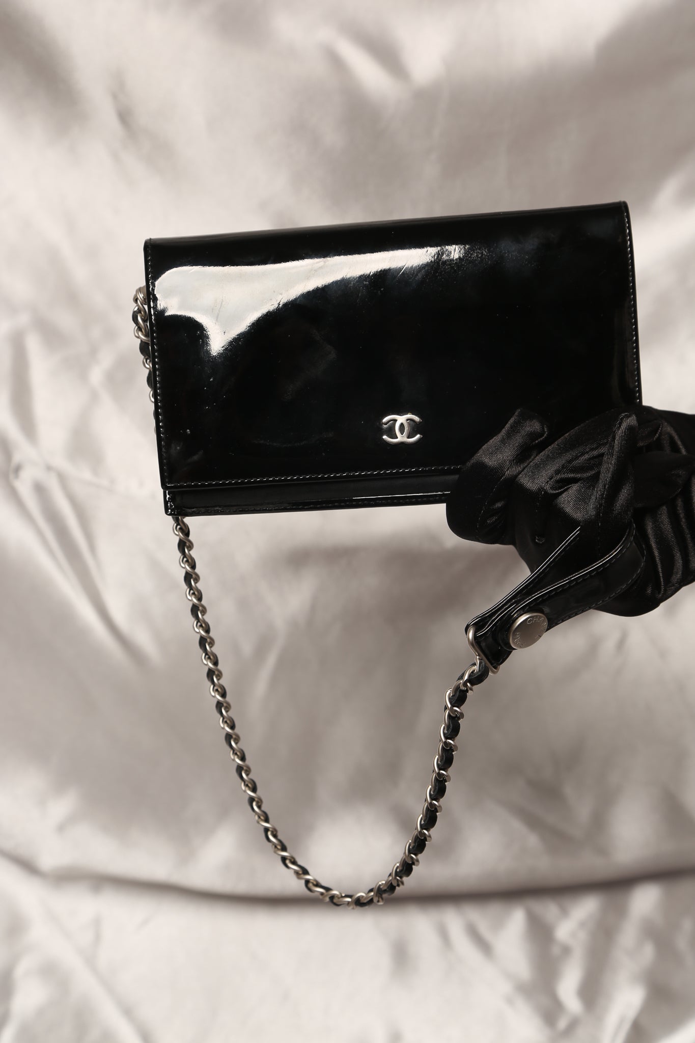 Extremely Rare CHANEL Wallet On Chain