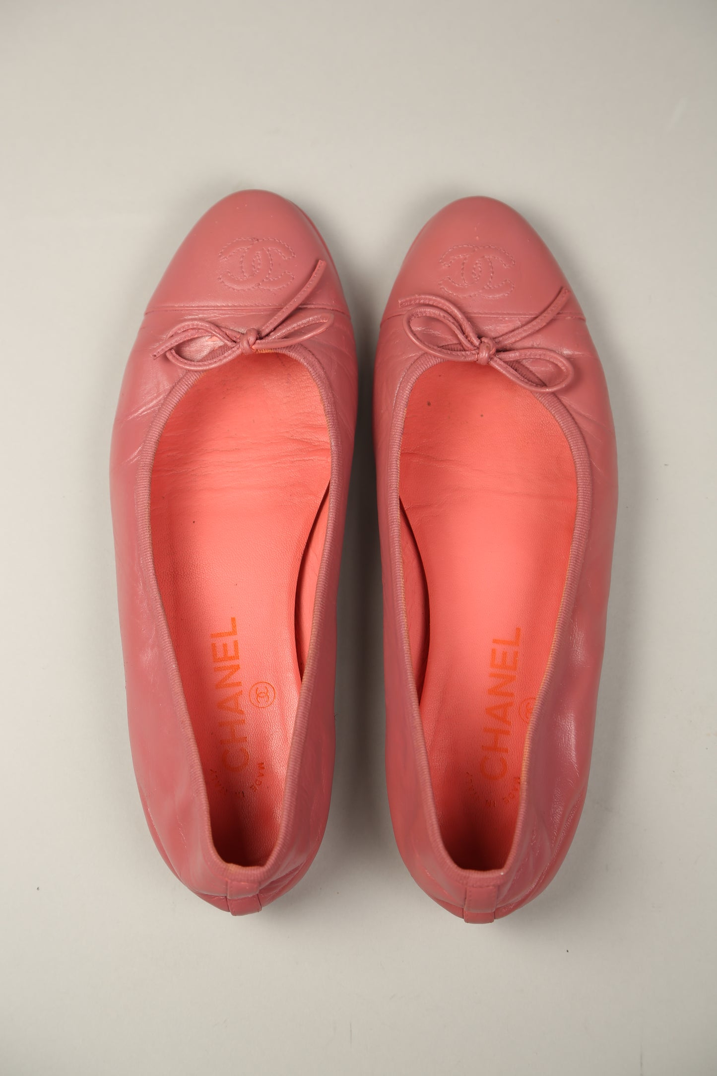 CHANEL CC Ballet Flats