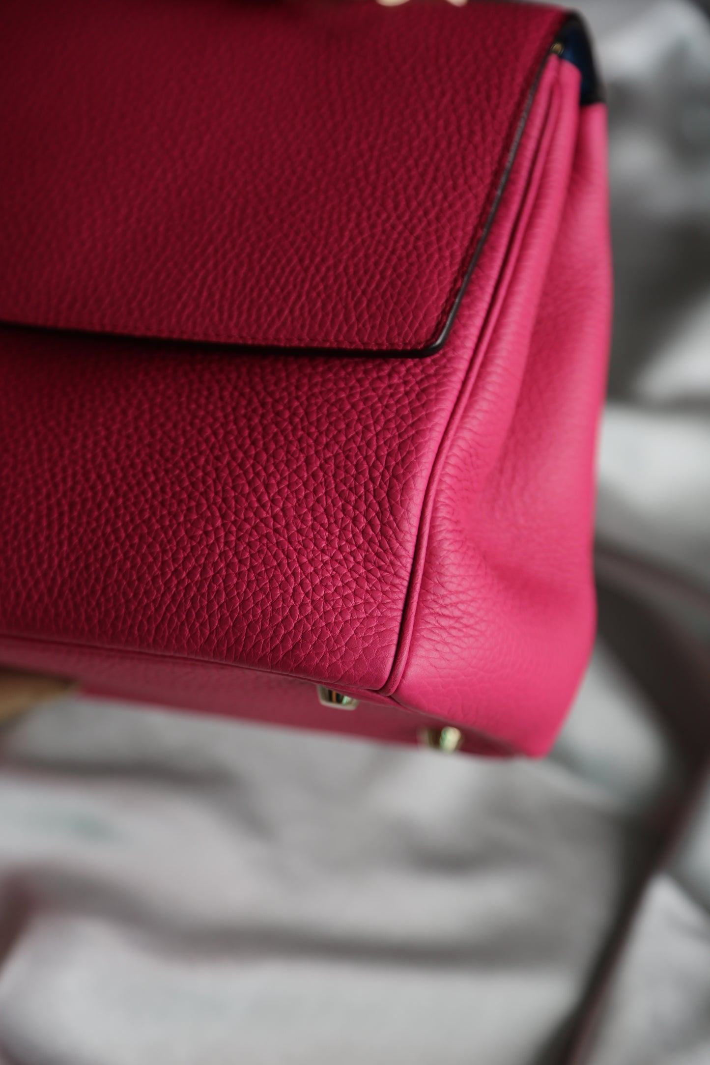CHRISTIAN DIOR Leather Be Dior Bag