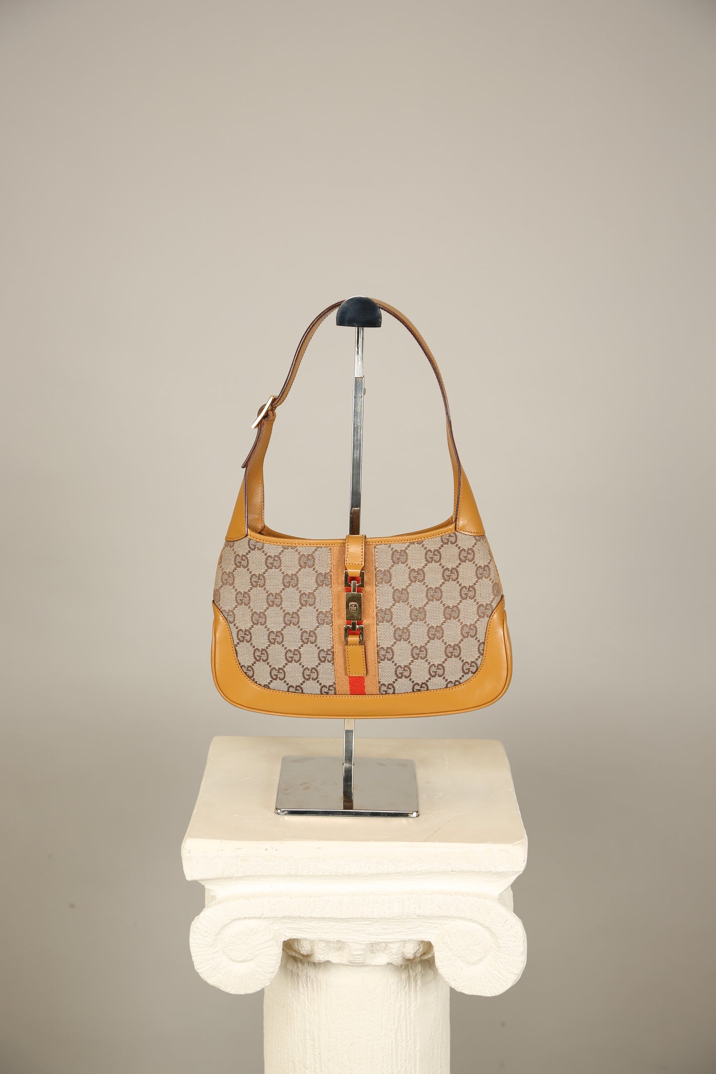 Rare GUCCI Jackie GG Shoulder Bag Small