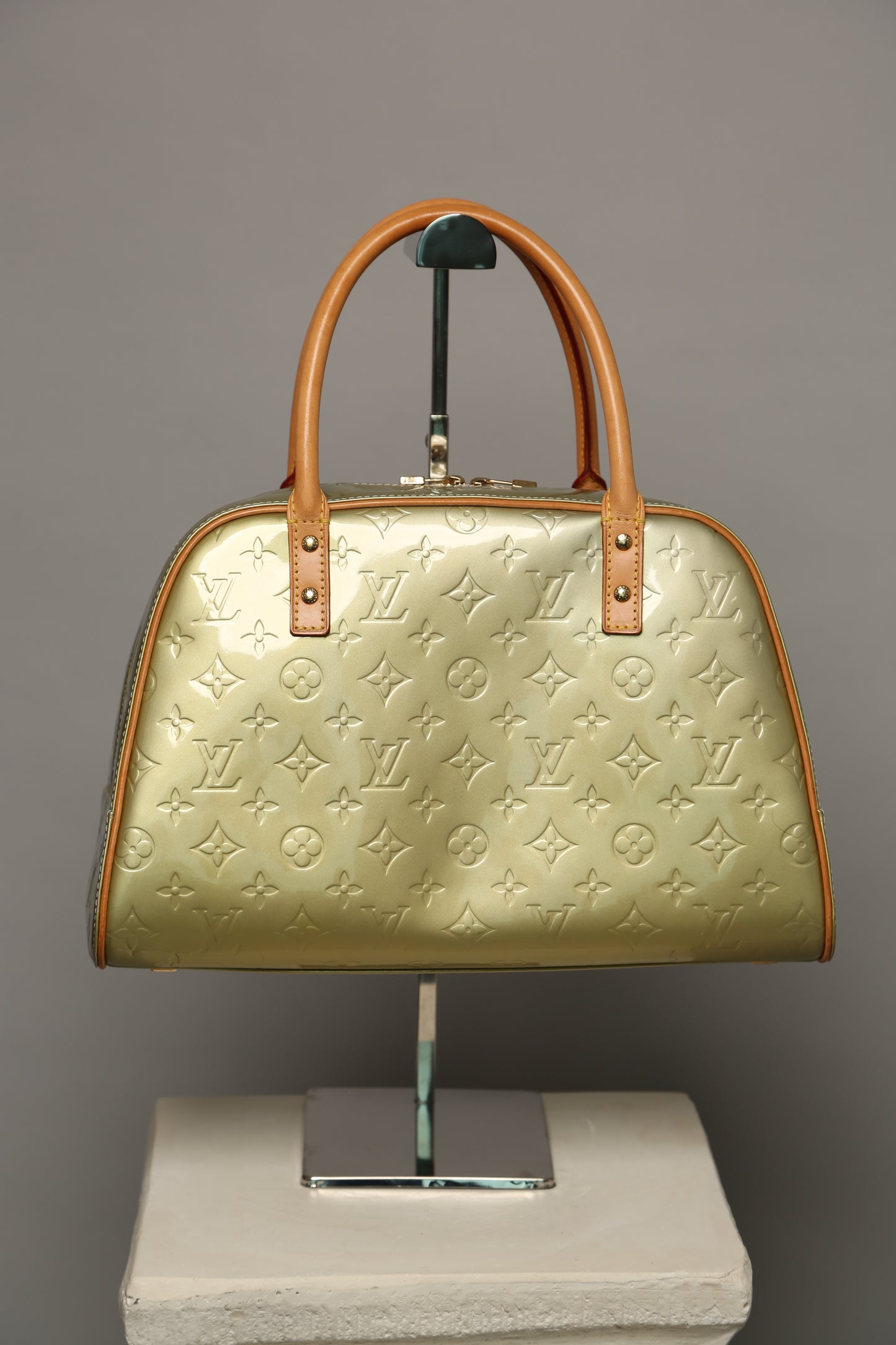 LOUIS VUITTON Rare Monogram Vernis Tompkins Bowling Bag Yellow