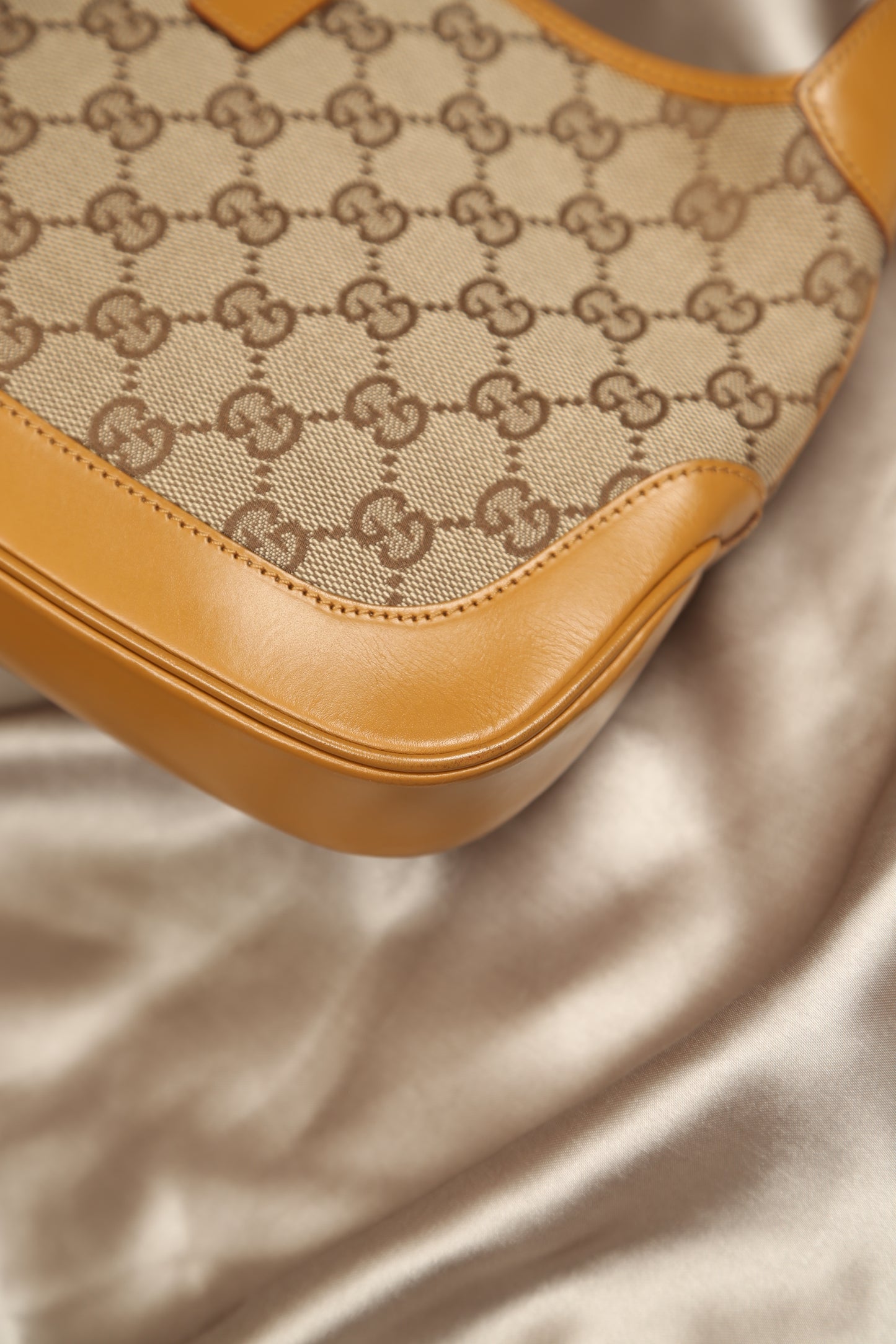 Rare GUCCI Jackie GG Shoulder Bag Small
