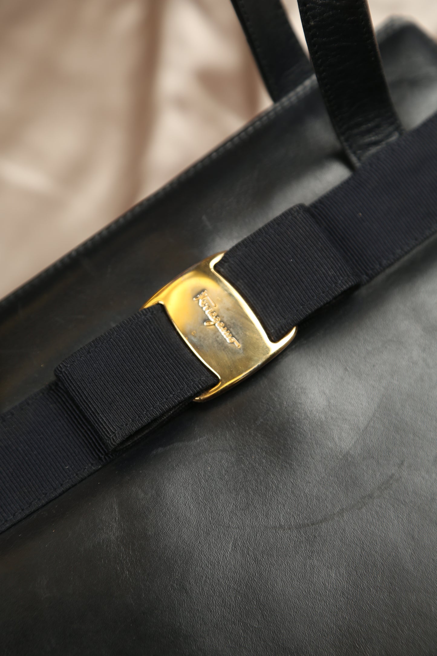 SALVATORE FERRAGAMO Shoulder Bag