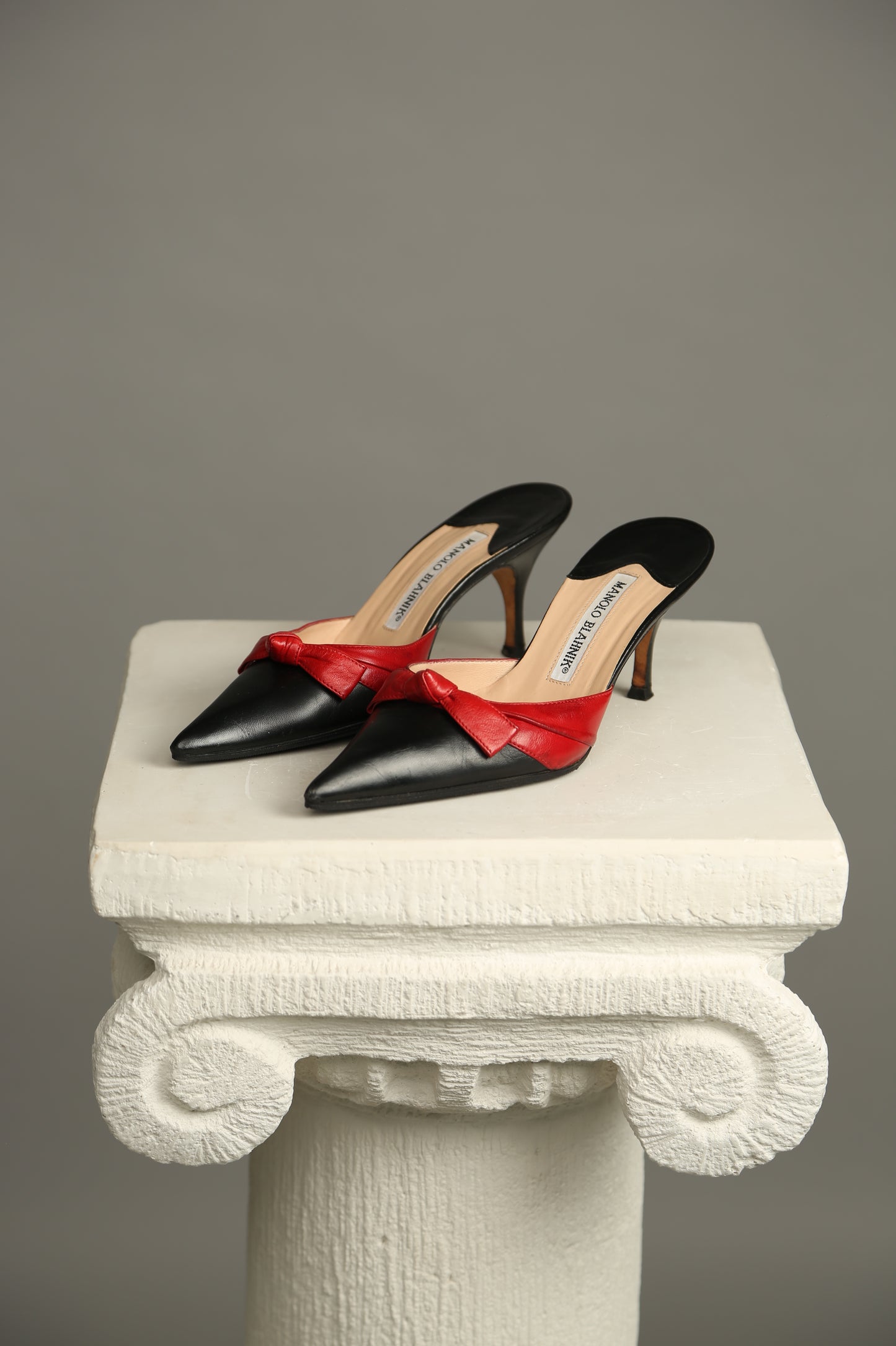 Rare MANOLO BLAHNIK Mules