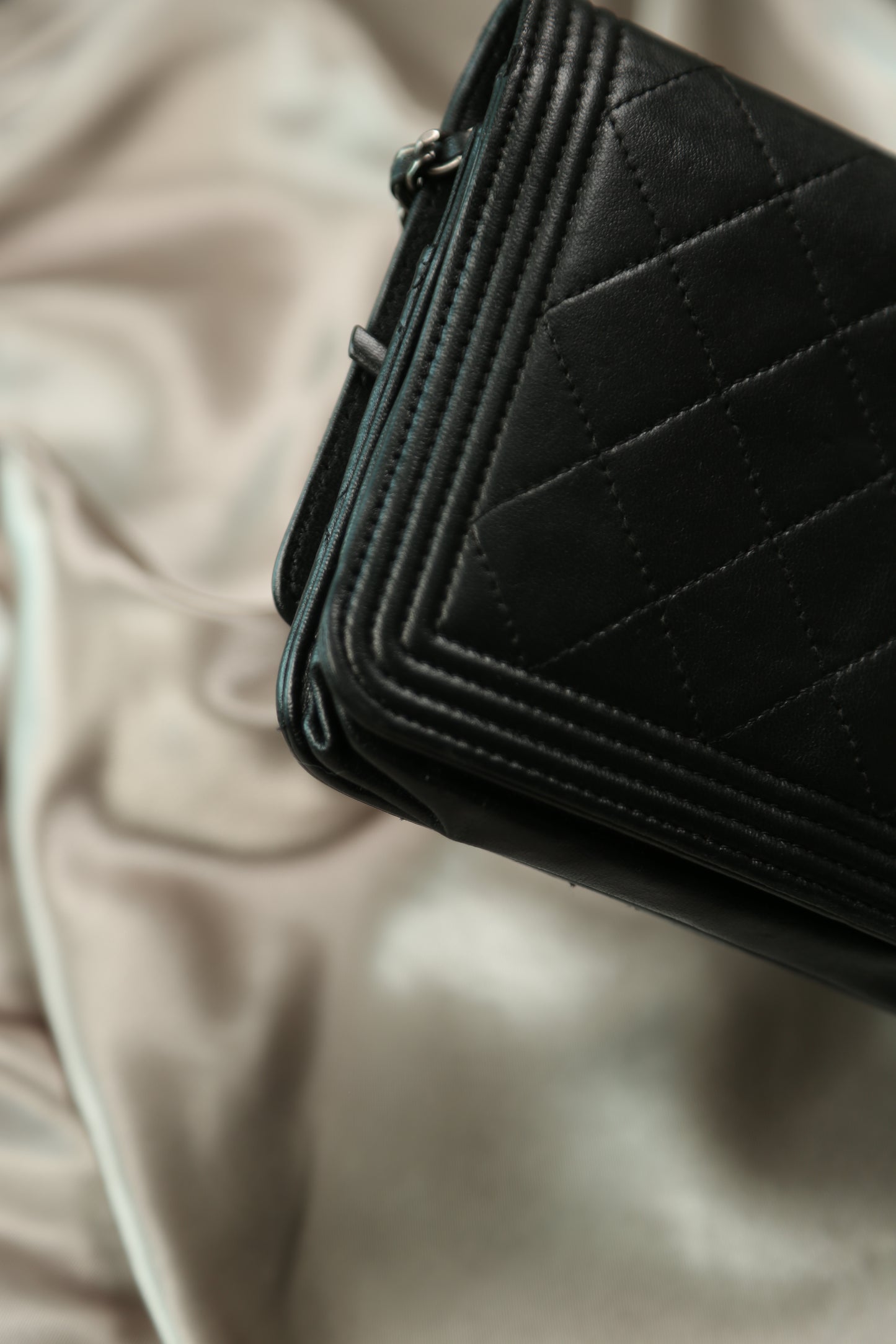 CHANEL Boy Wallet on Chain