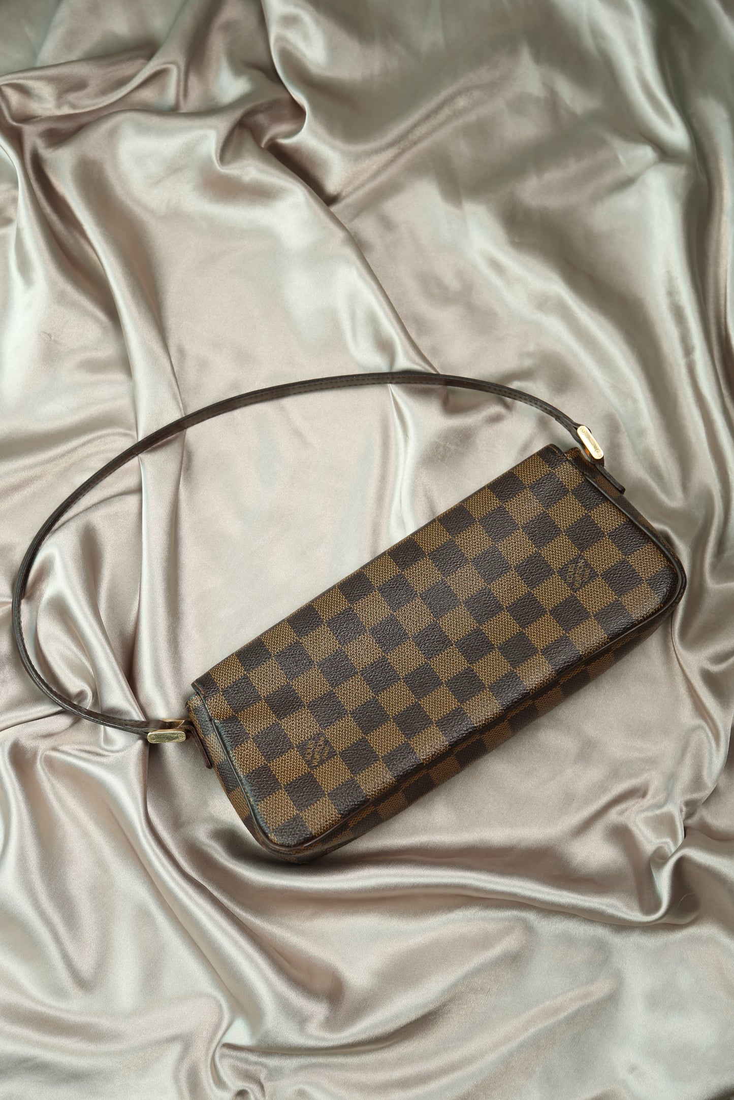 LOUIS VUITTON Damier Ebene Shoulder Bag