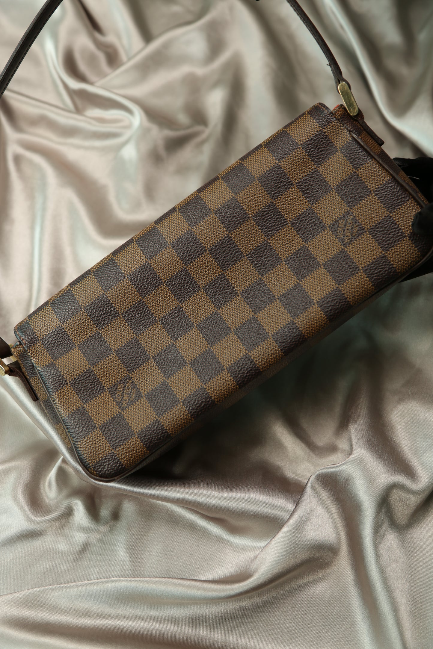 LOUIS VUITTON Damier Ebene Shoulder Bag