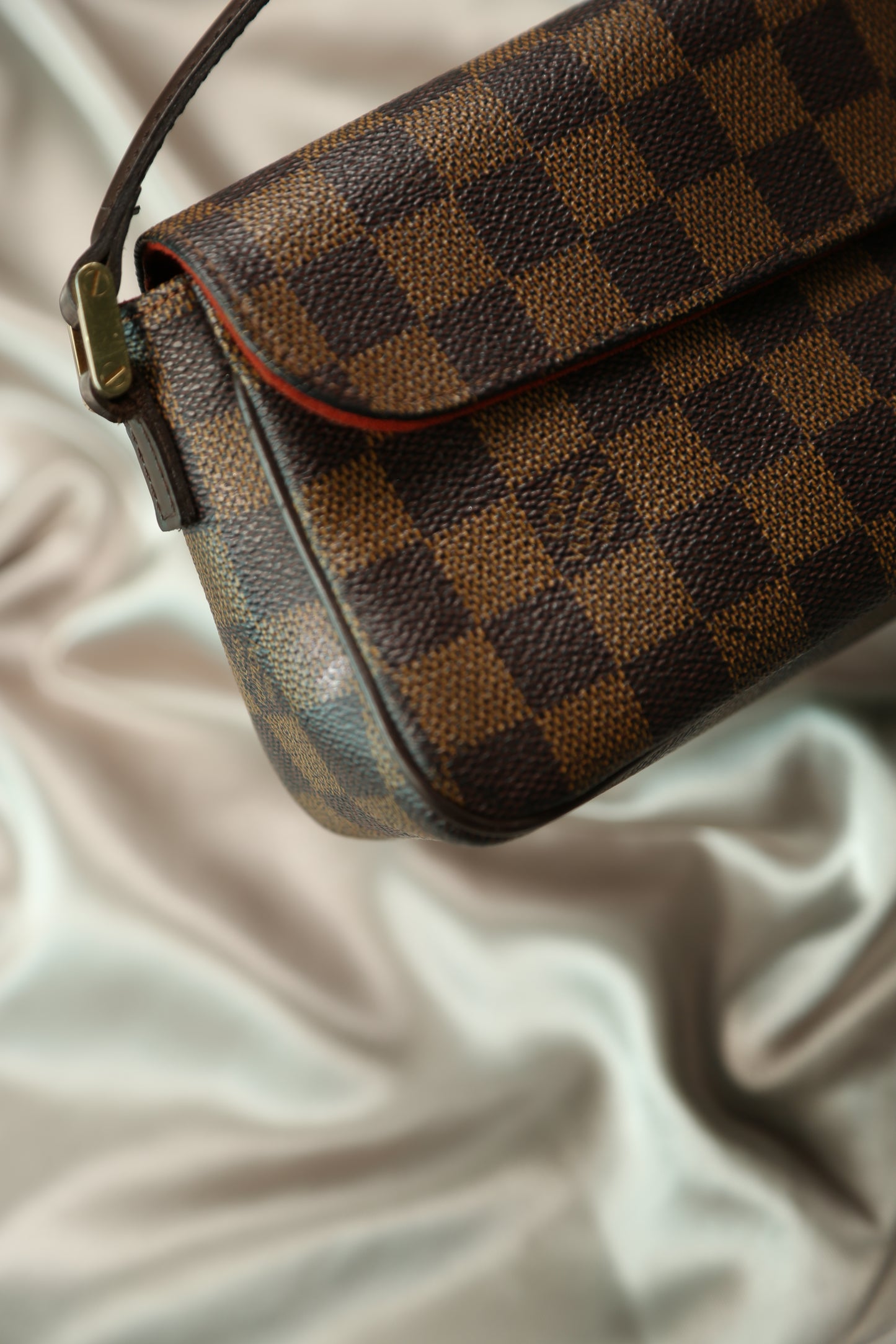 LOUIS VUITTON Damier Ebene Shoulder Bag