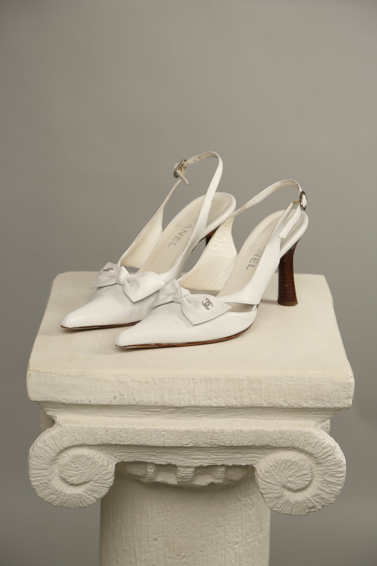 Rare CHANEL CC Bow Slingbacks