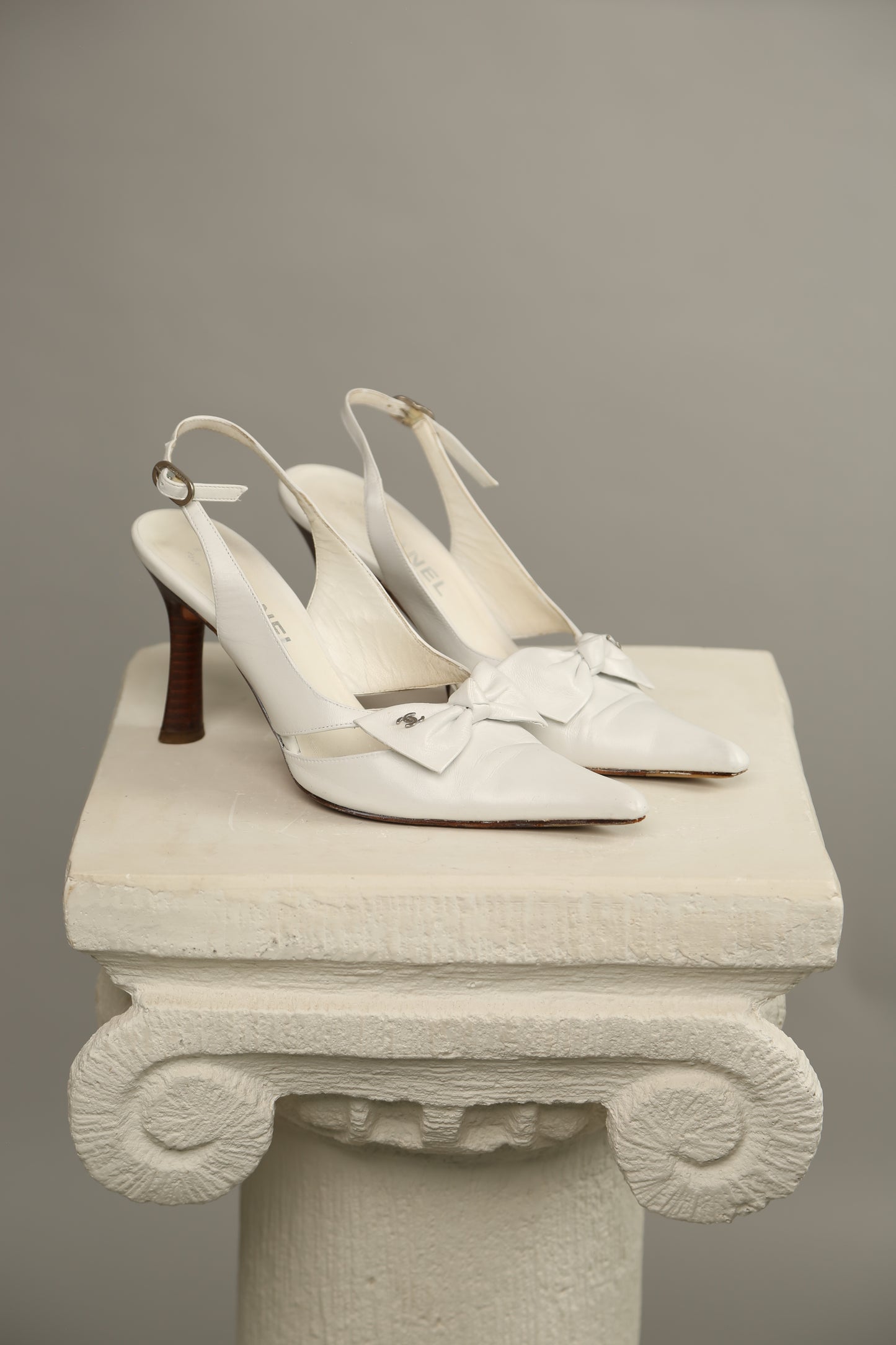 Rare CHANEL CC Bow Slingbacks