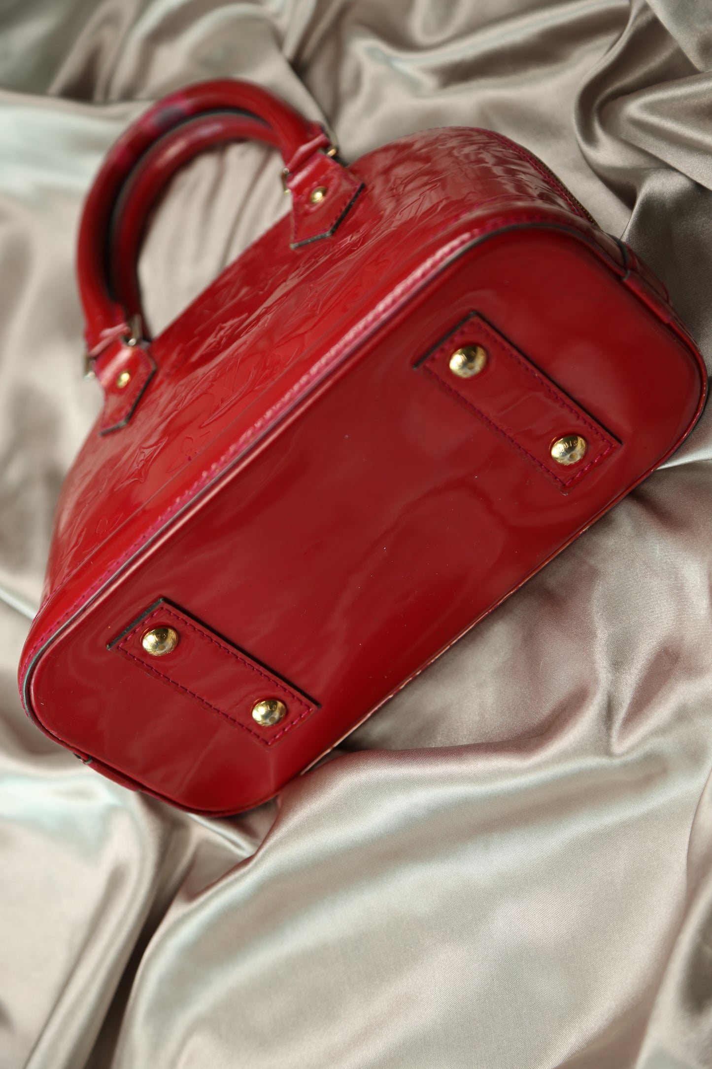 LOUIS VUITTON Alma BB Handbag