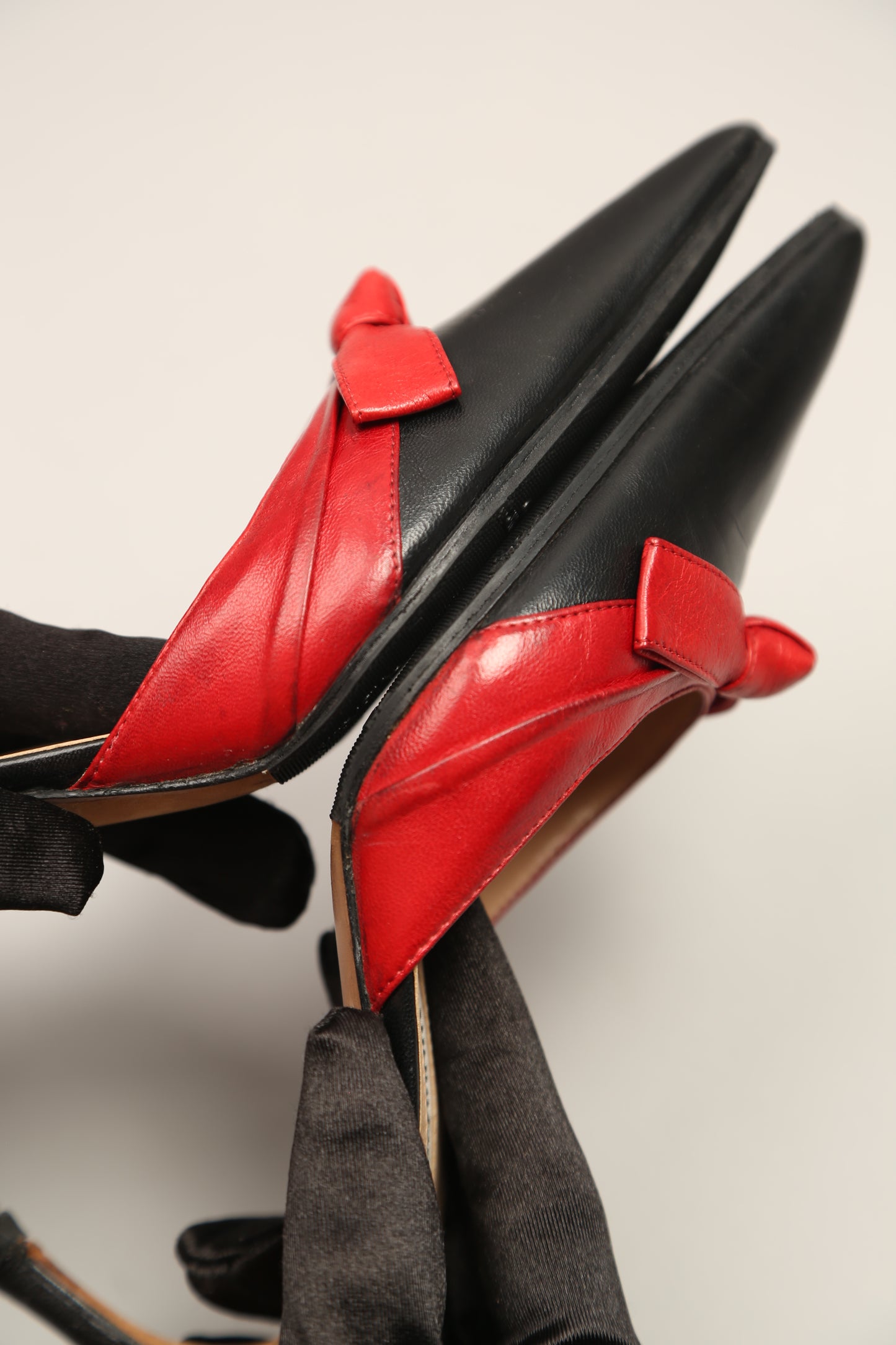 Rare MANOLO BLAHNIK Mules