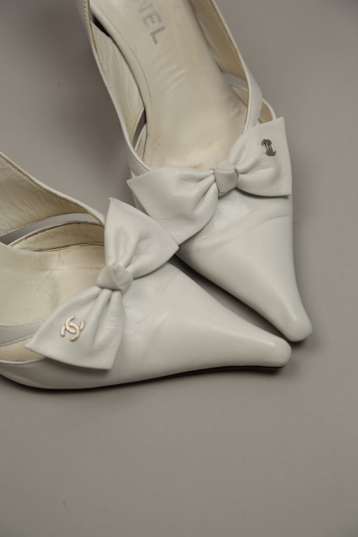 Rare CHANEL CC Bow Slingbacks