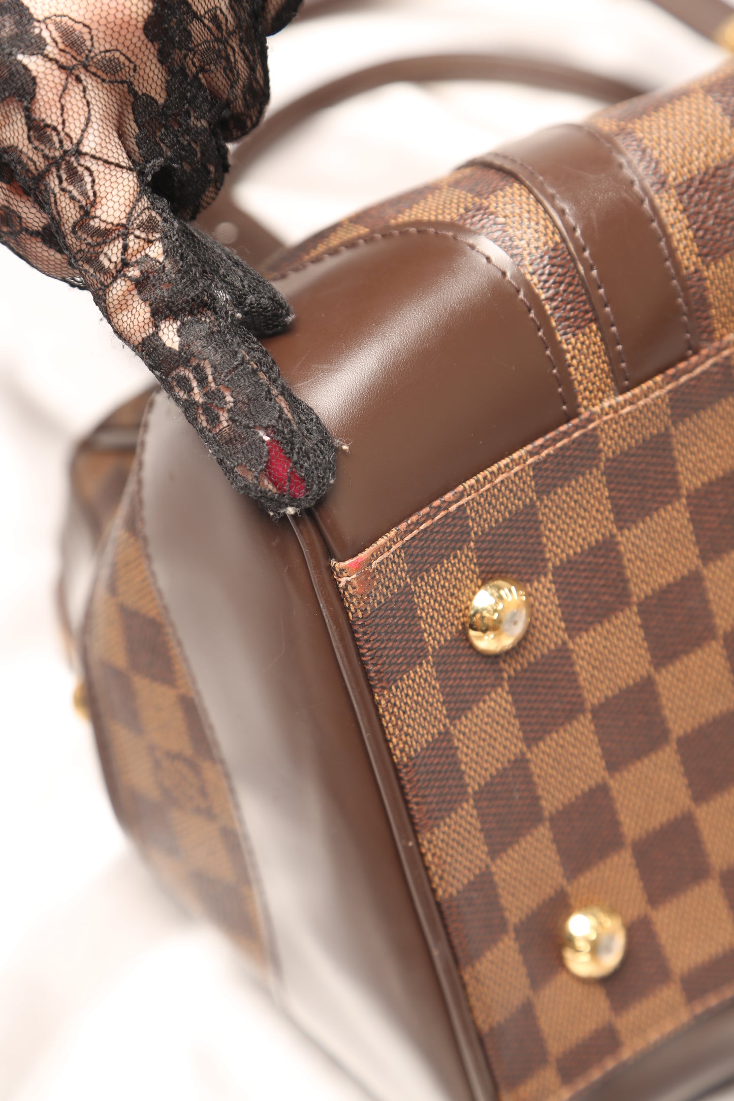 LOUIS VUITTON Berkeley Damier Ebene Y2K Shoulder bag