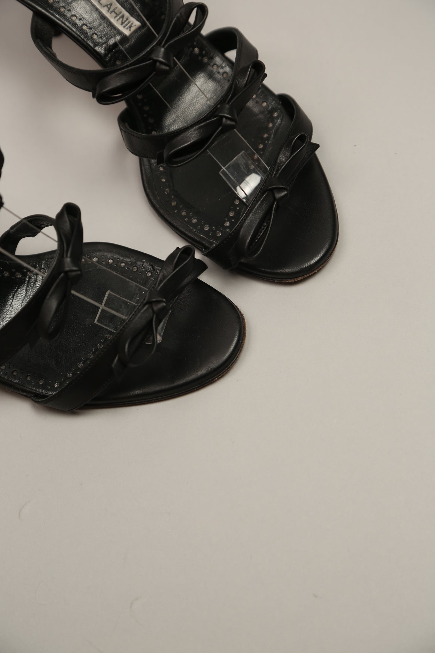 MANOLO BLAHNIK Bow Sandals