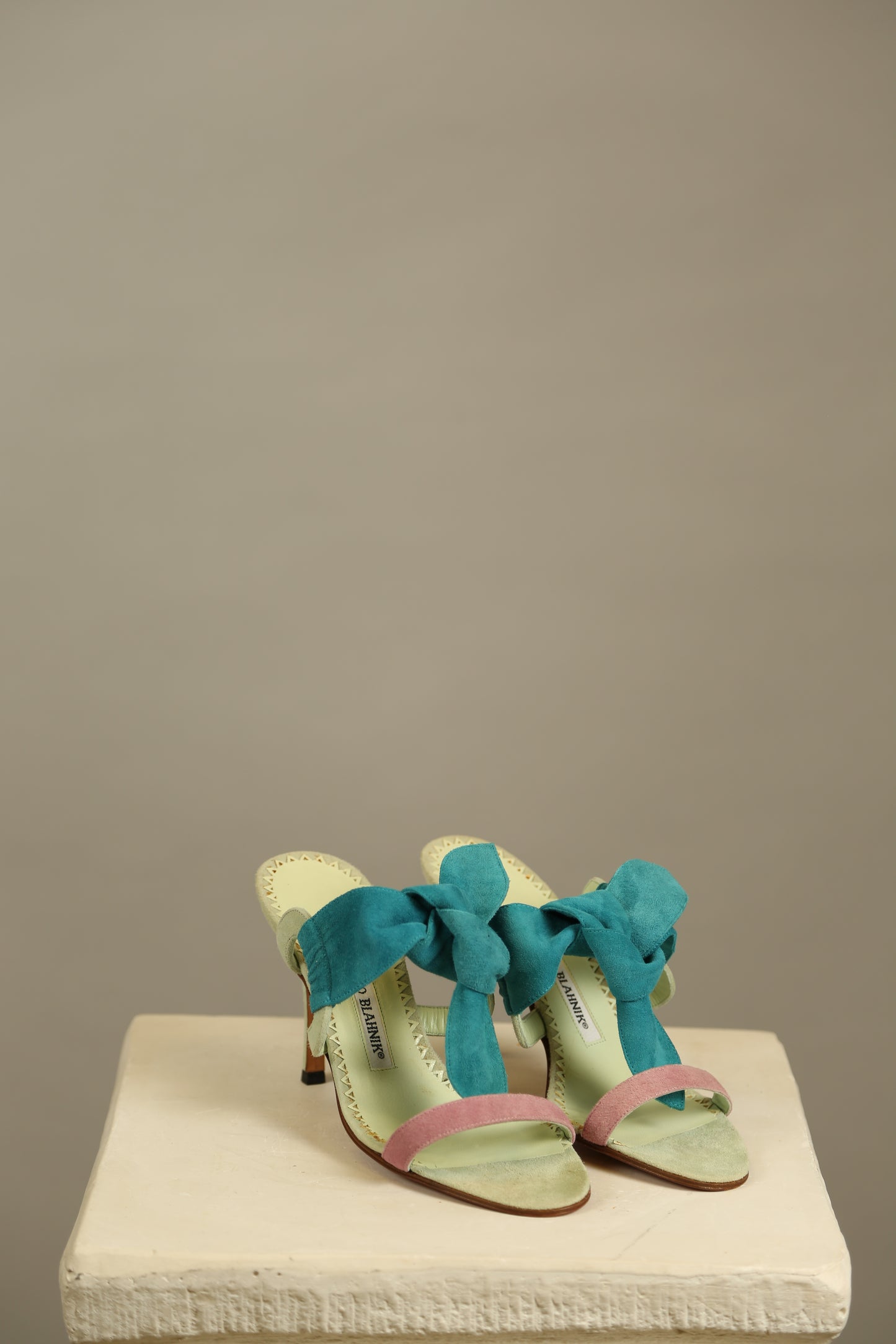 Extremely Rare MANOLO BLAHNIK Sandals