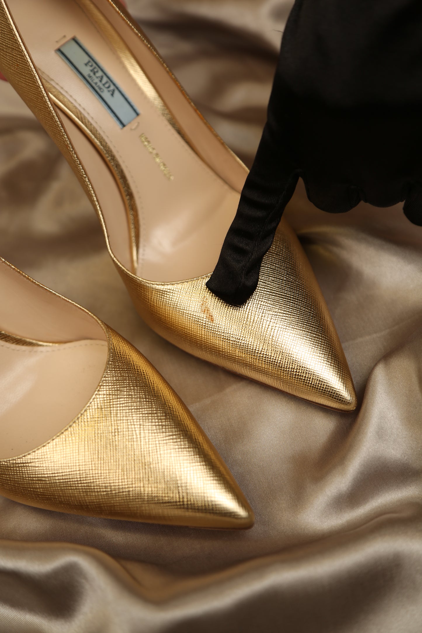 PRADA Gold Saffiano Pumps