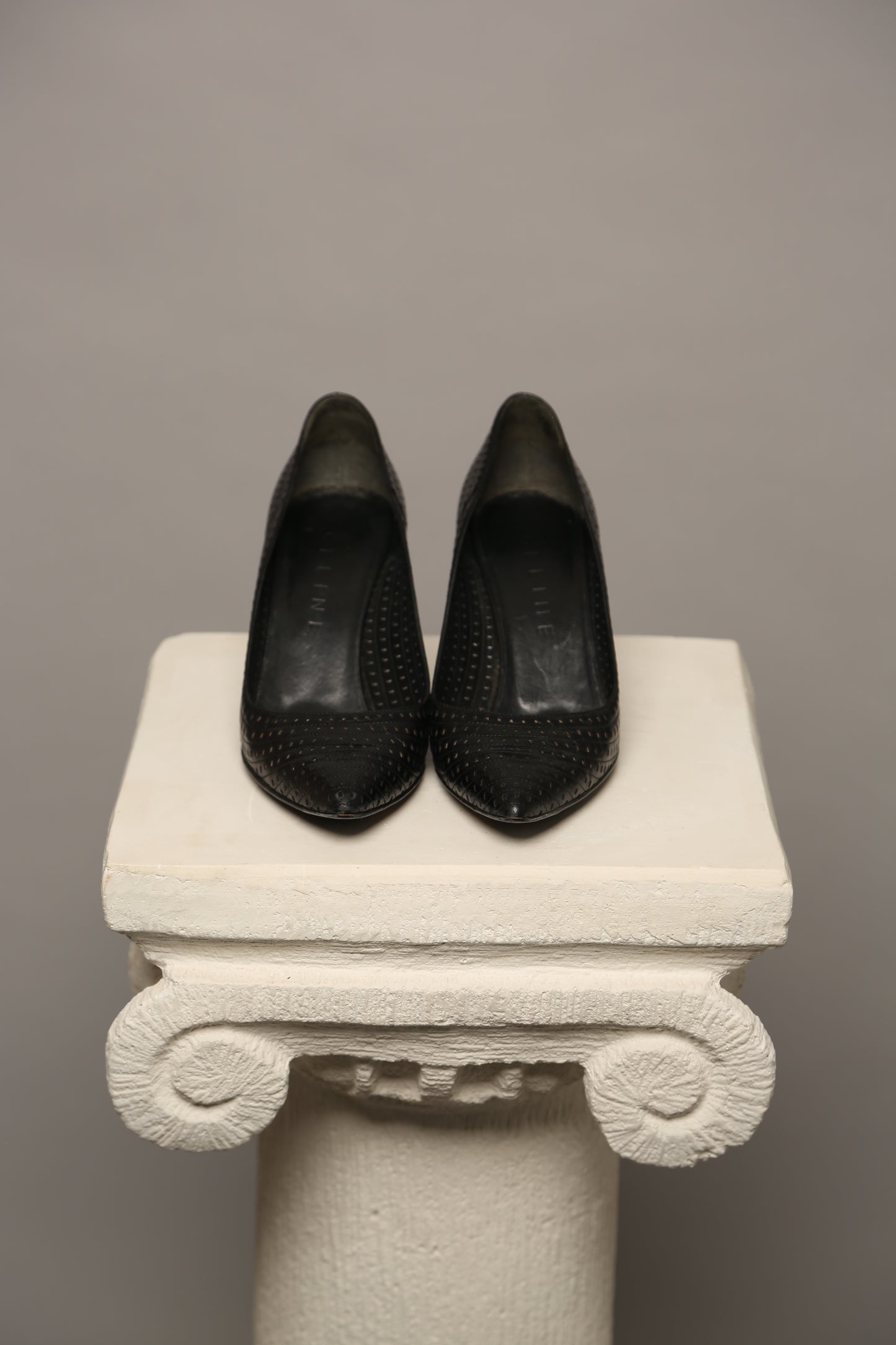 Rare CELINE Pumps