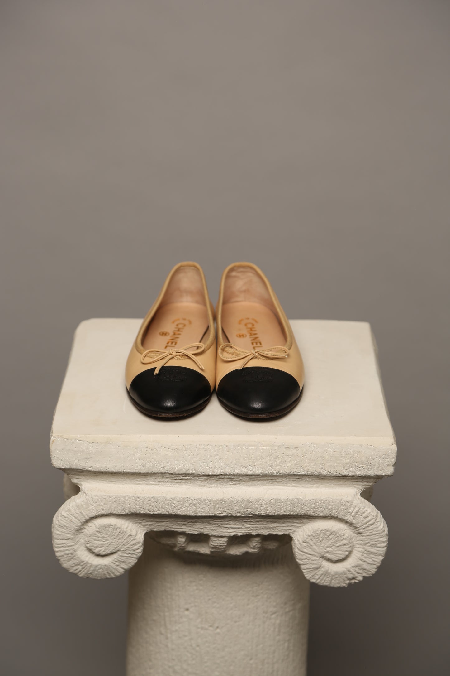 CHANEL CC Ballet Flats